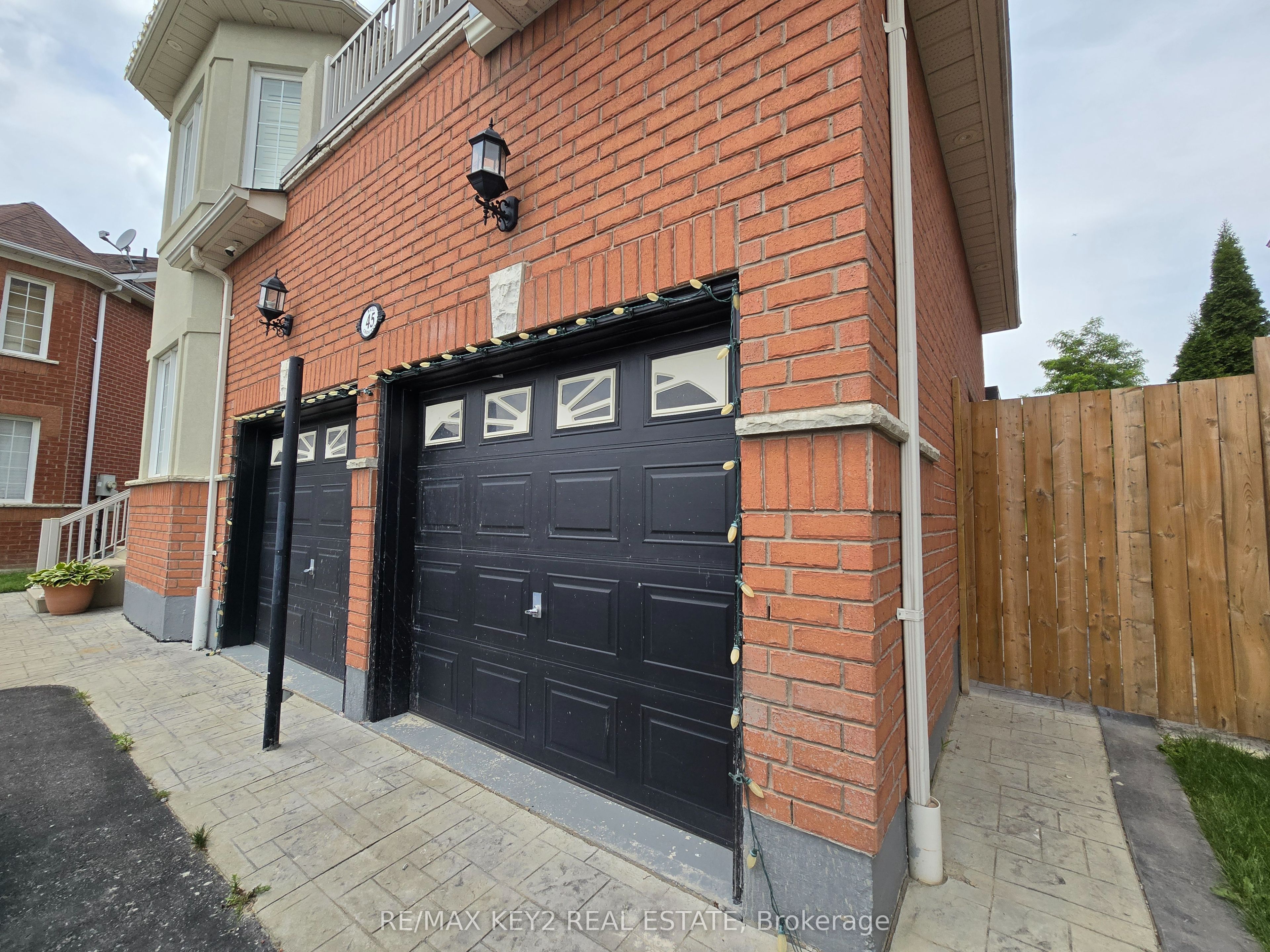 45 Ball Crescent Bsmt Property Photo 1