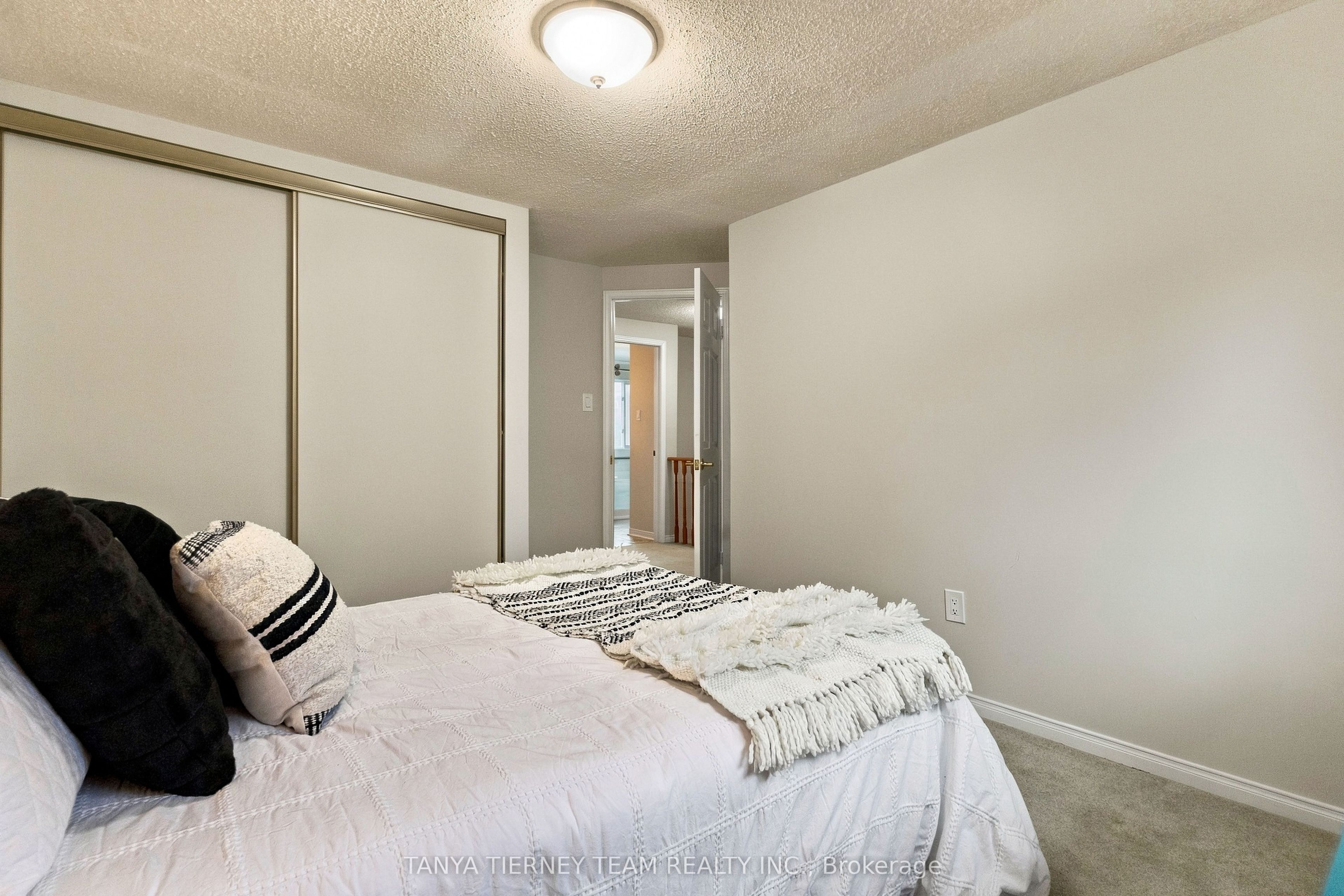 25 Coulton Court Property Photo 34