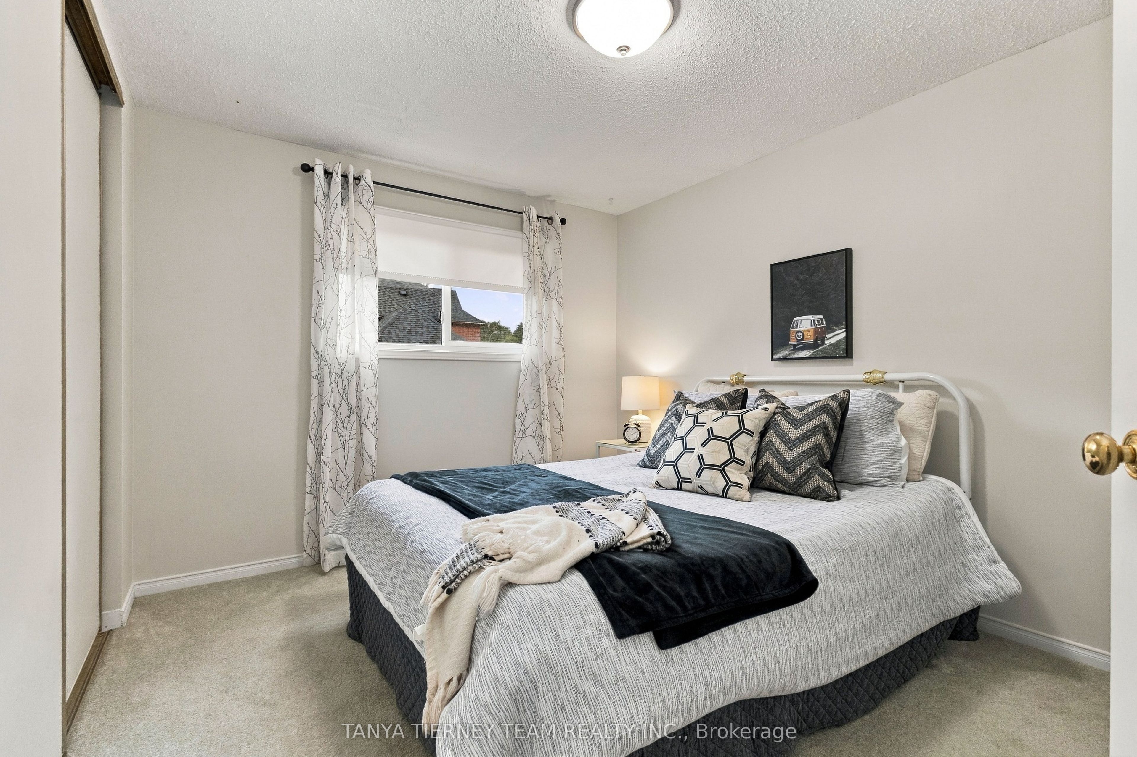 25 Coulton Court Property Photo 35