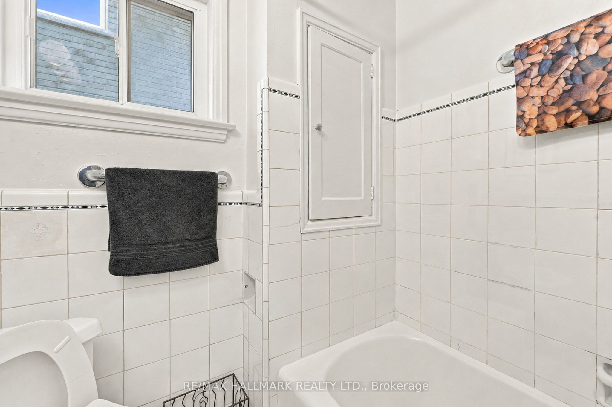 57 Athlone Road Property Photo 14