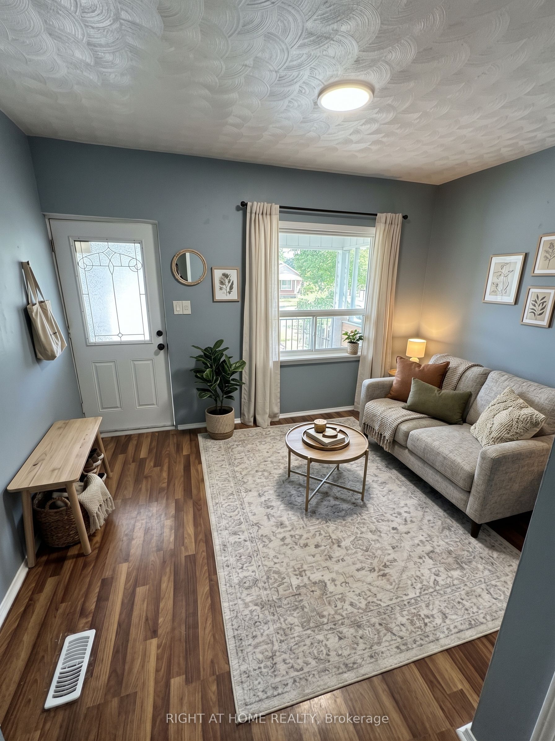 683 Mortimer Avenue Property Photo 7