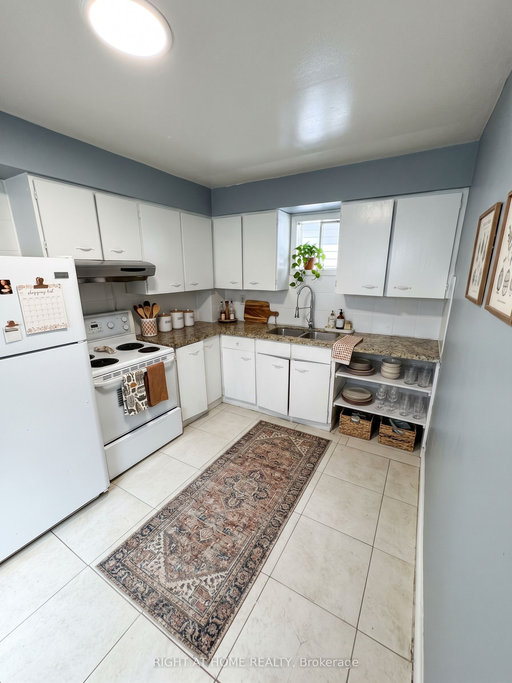683 Mortimer Avenue Property Photo 11