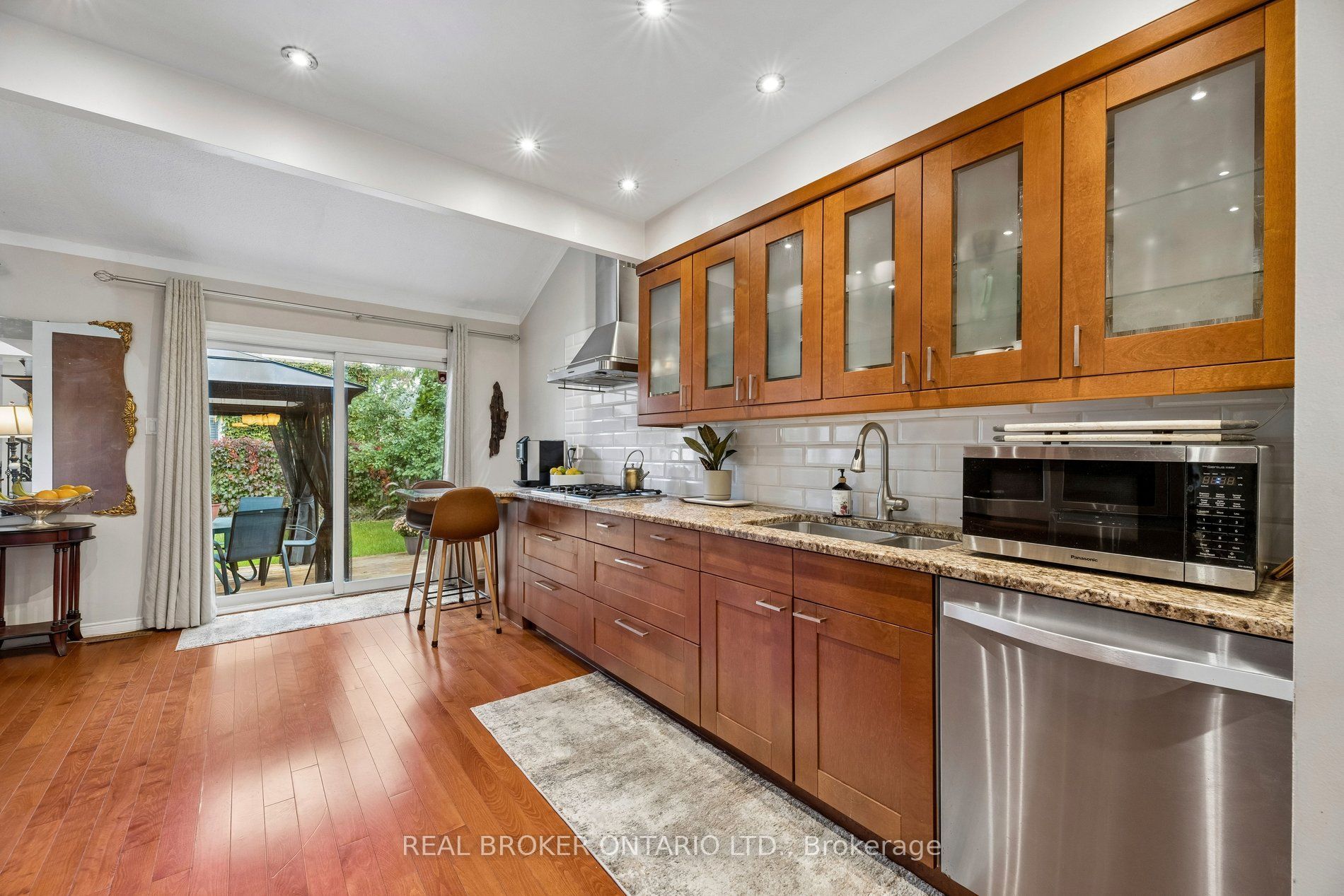 22 Ravenscroft Road Property Photo 12