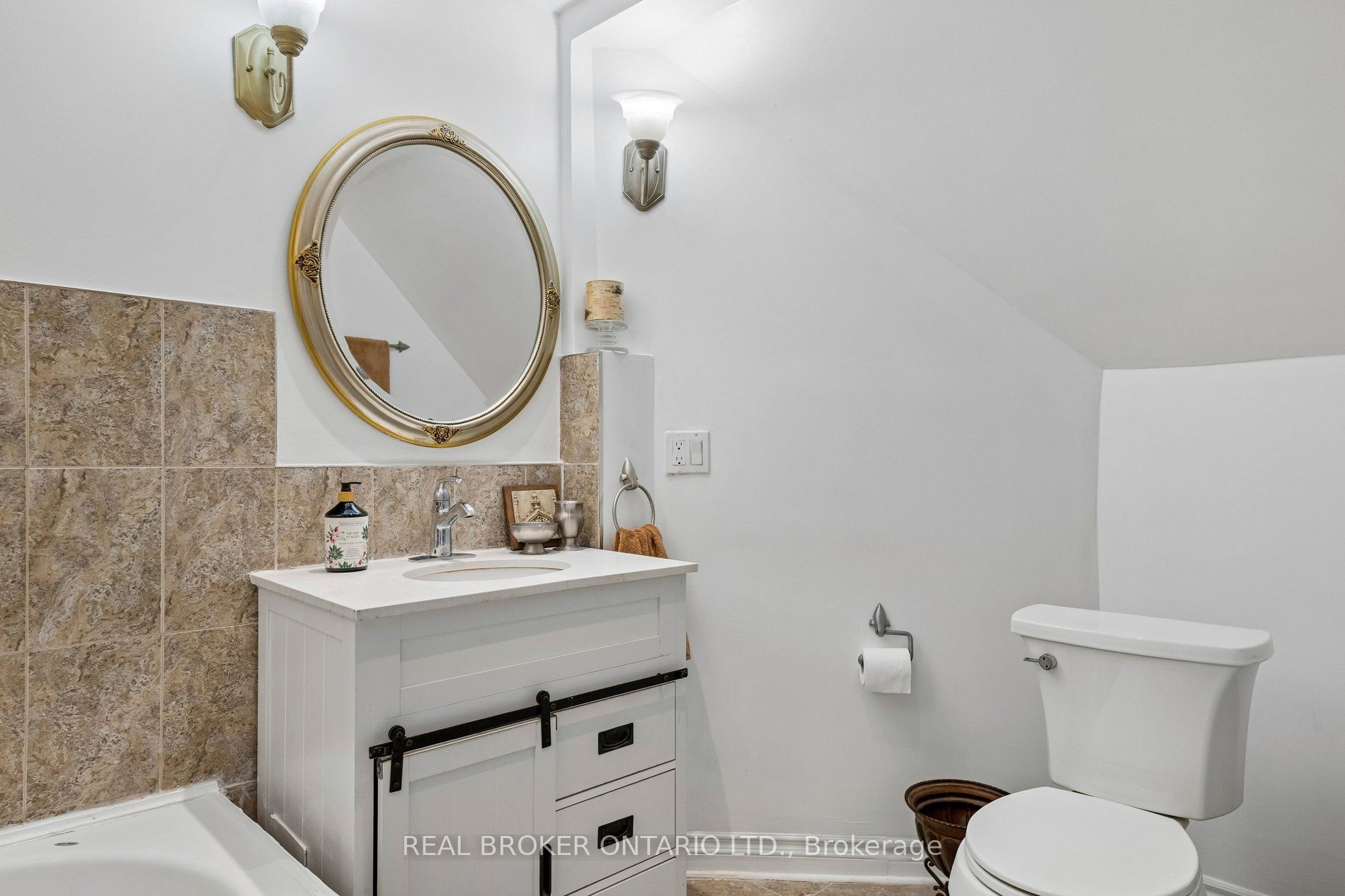 22 Ravenscroft Road Property Photo 28