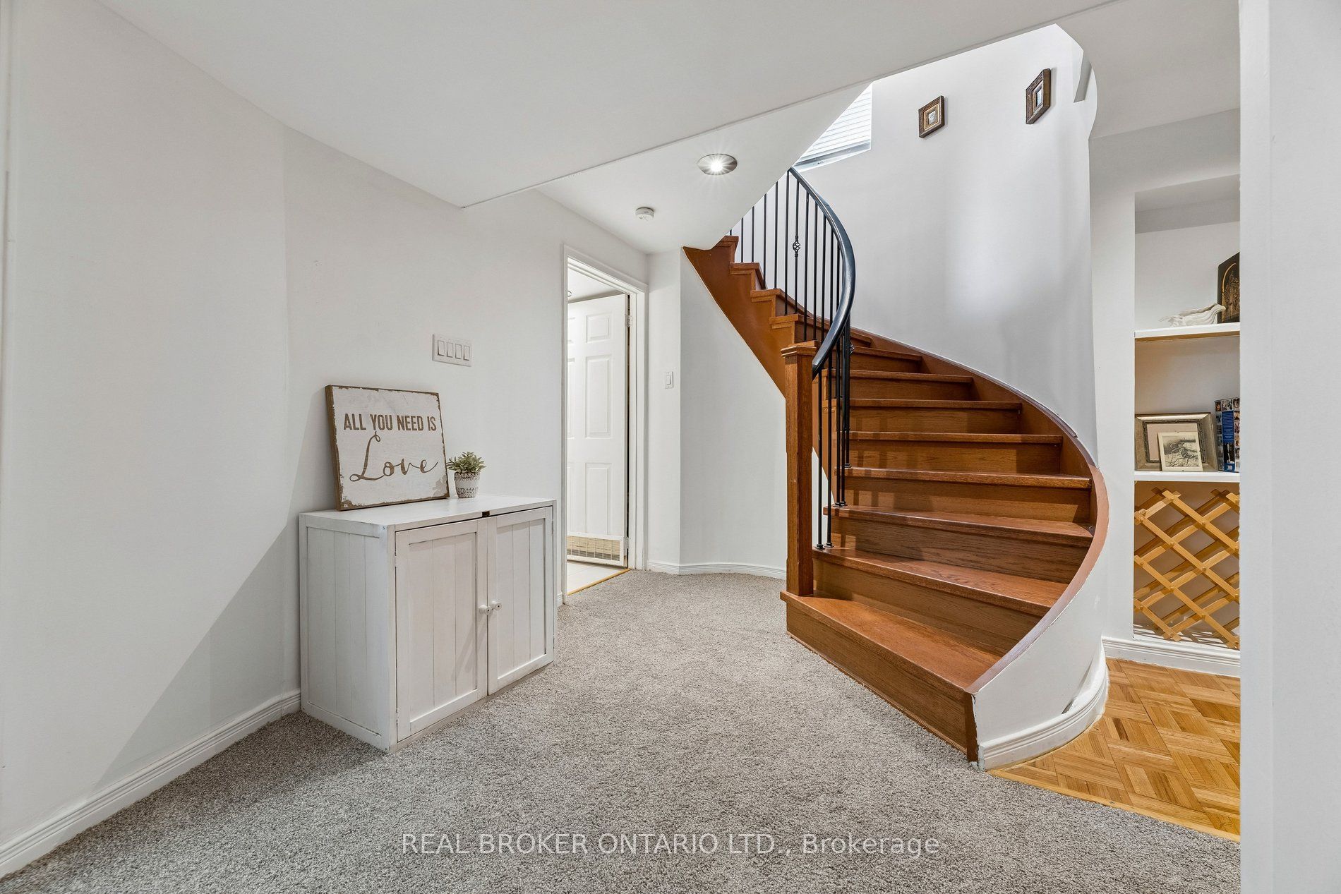 22 Ravenscroft Road Property Photo 32