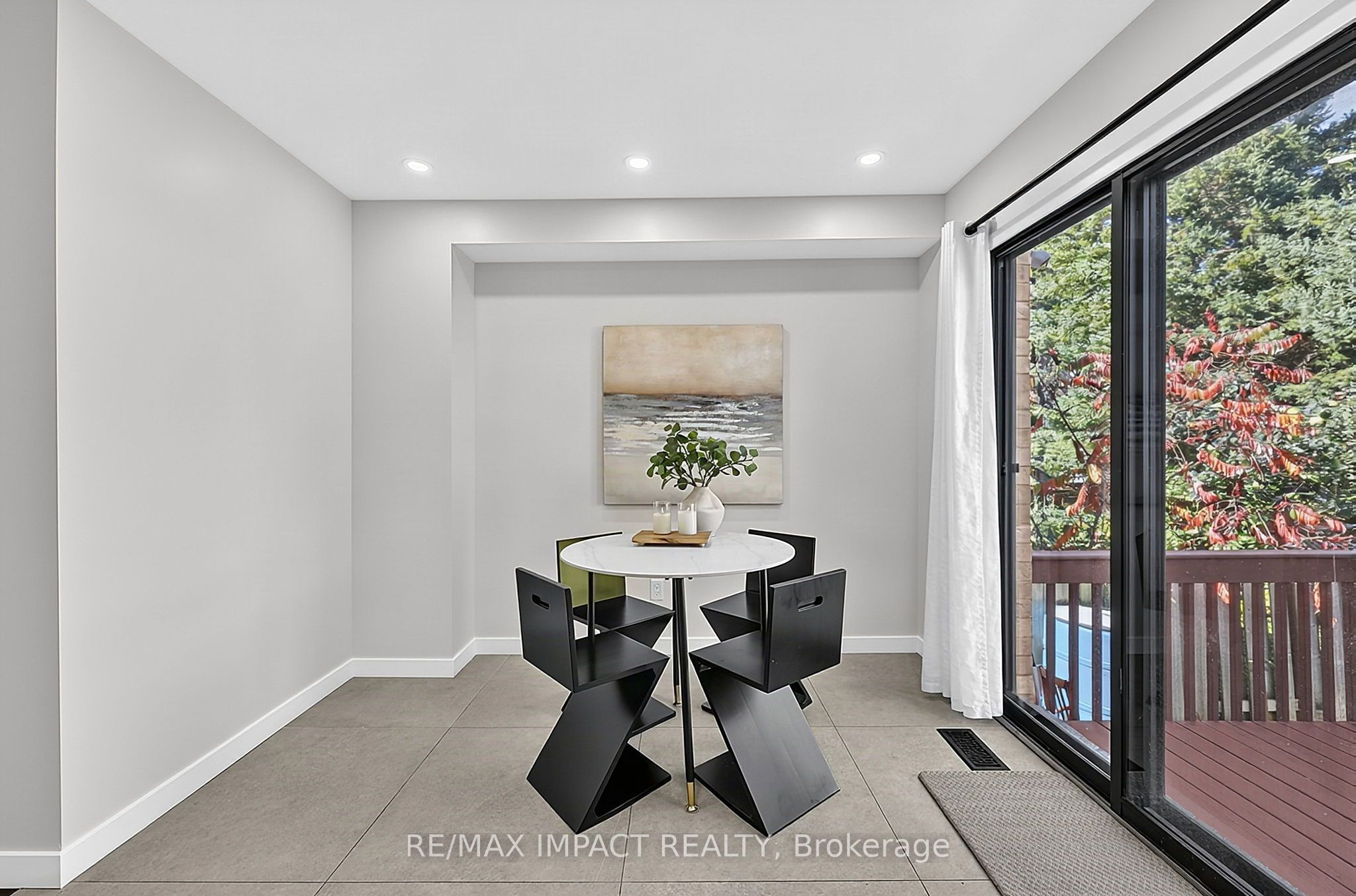 74 Yorkville Drive Property Photo 18