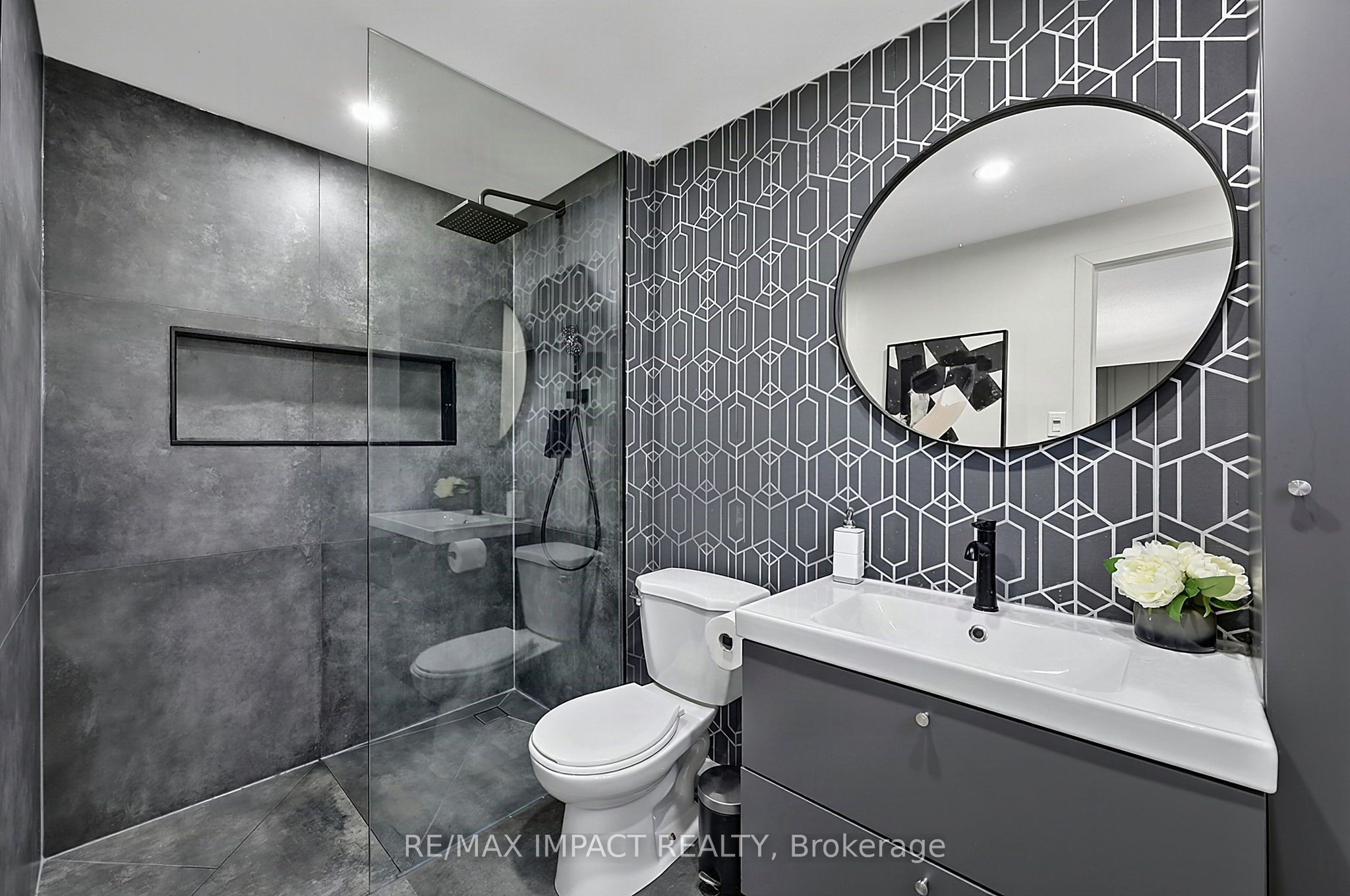 74 Yorkville Drive Property Photo 25
