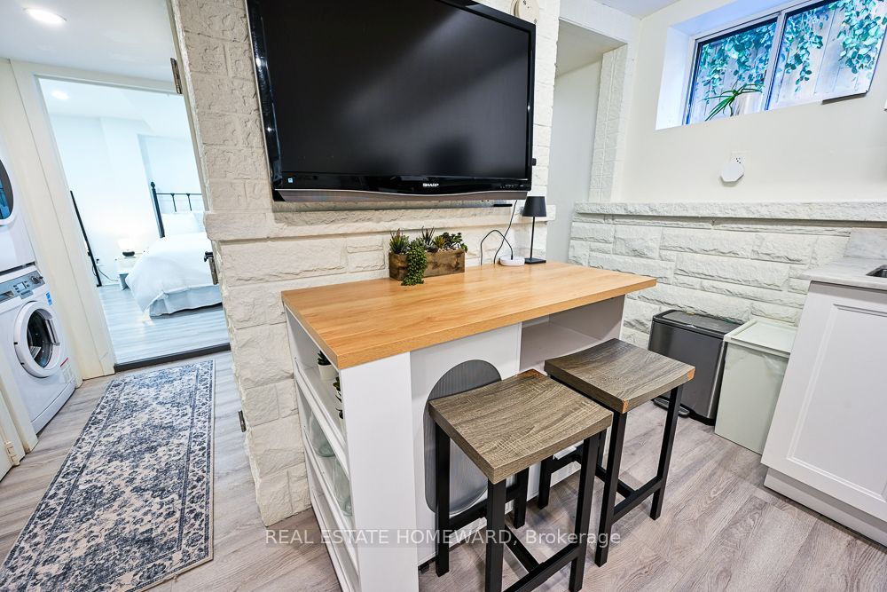 145 Boston Avenue Lower Property Photo 9