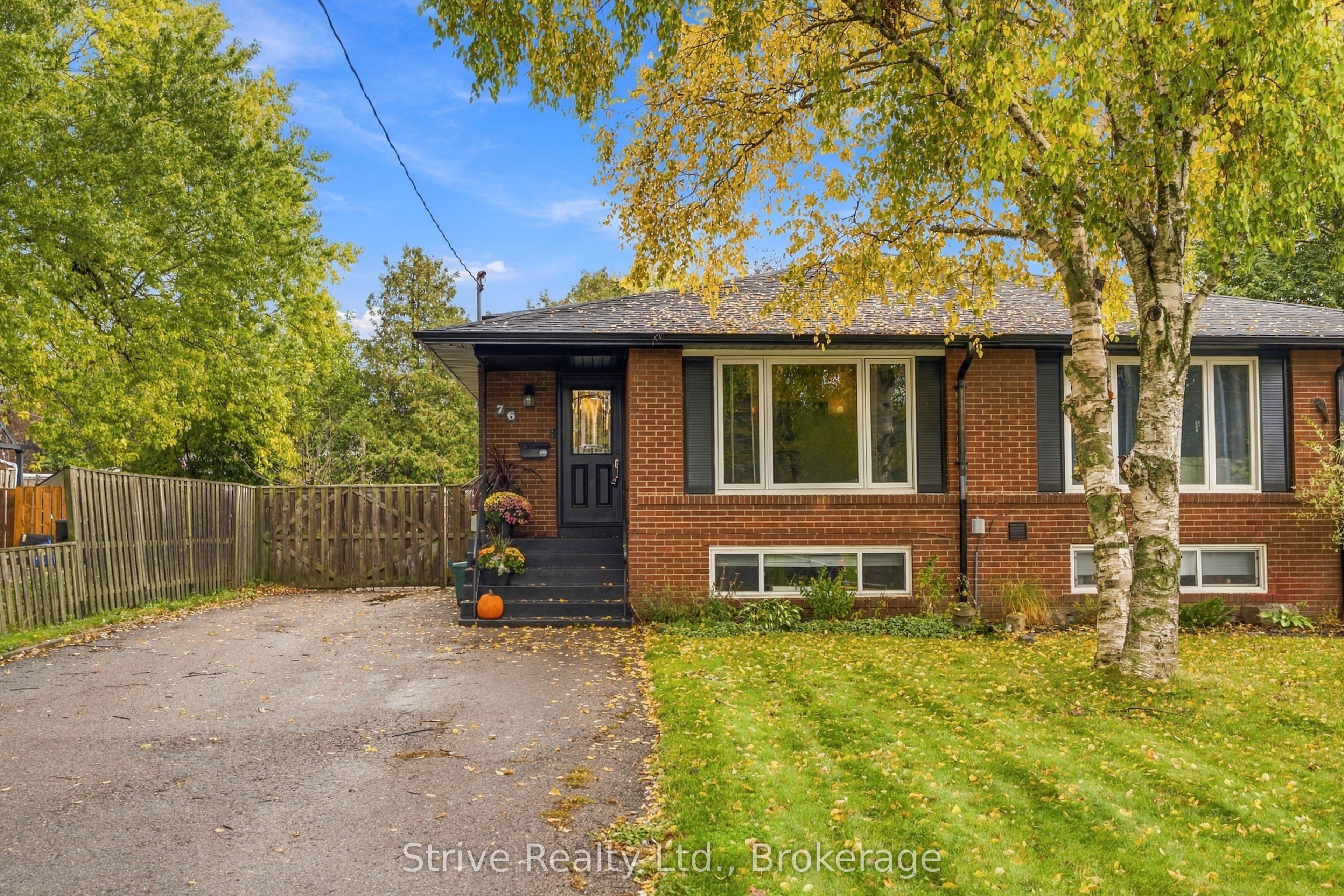 76 Waverley Road Property Photo 1