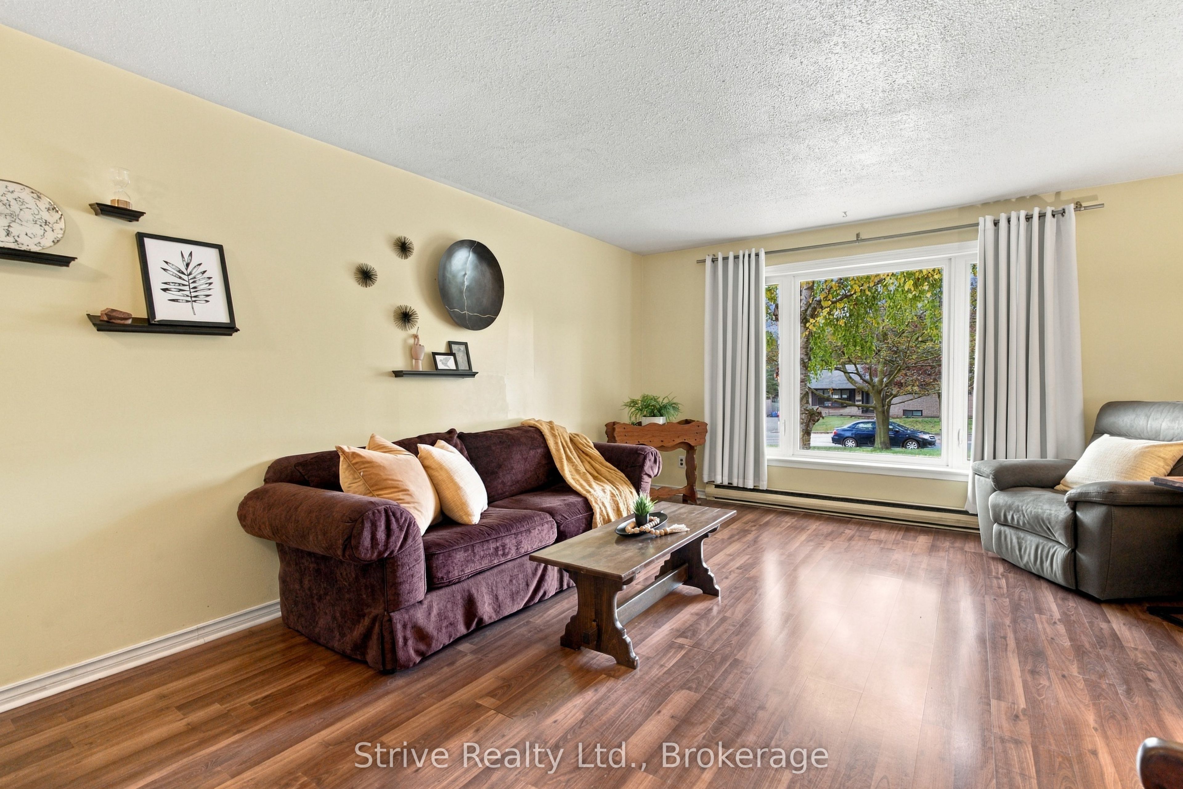 76 Waverley Road Property Photo 5