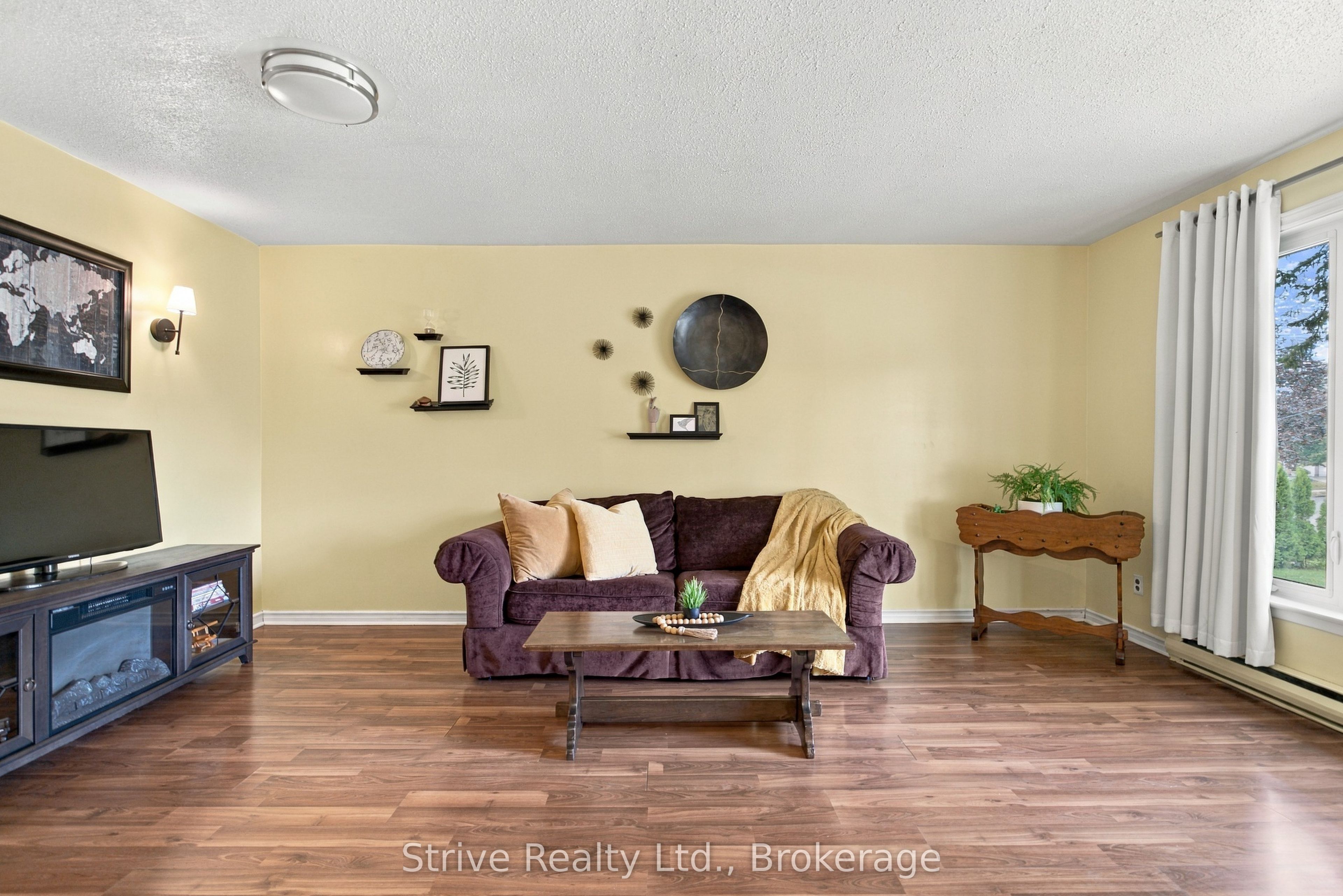 76 Waverley Road Property Photo 6