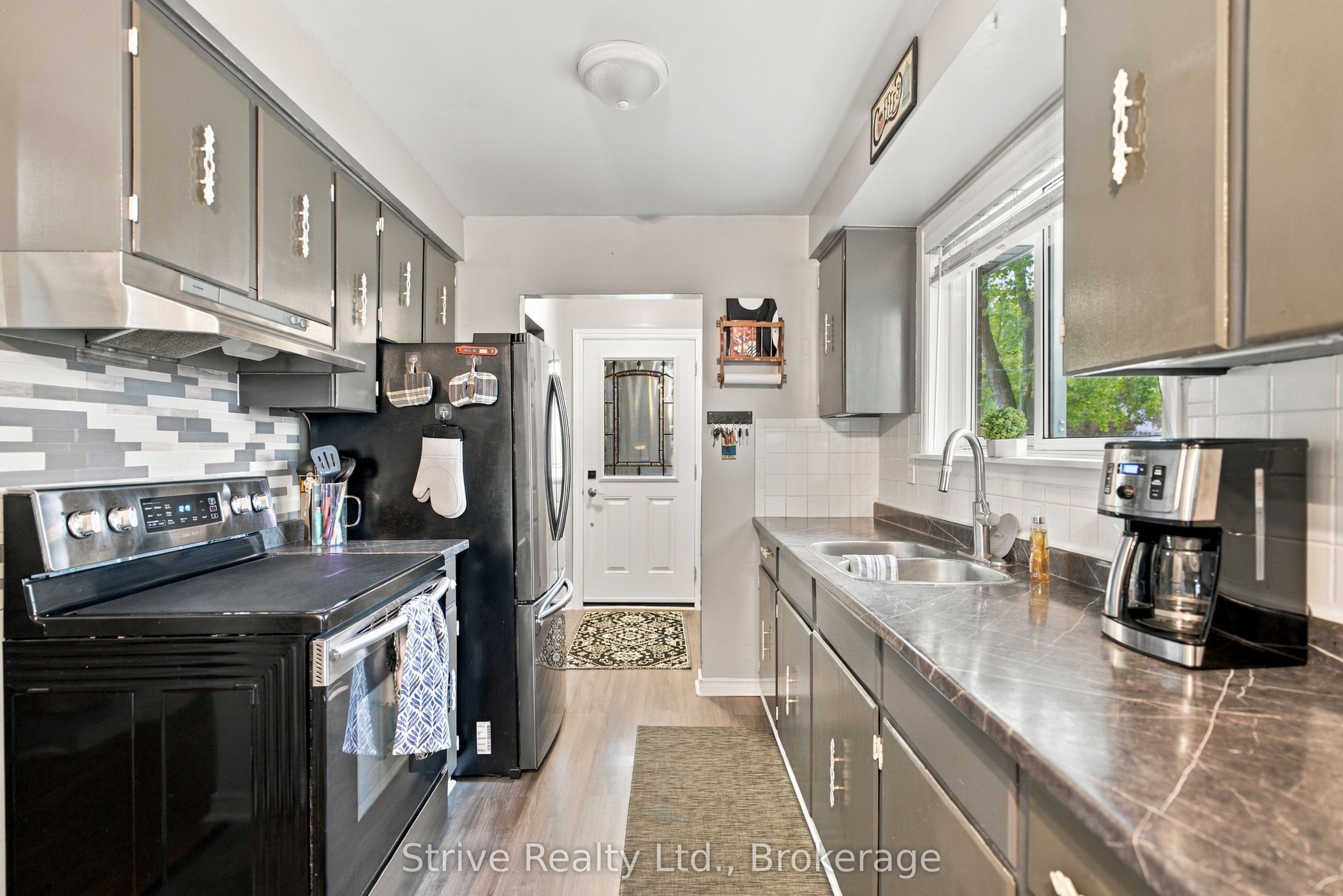 76 Waverley Road Property Photo 15