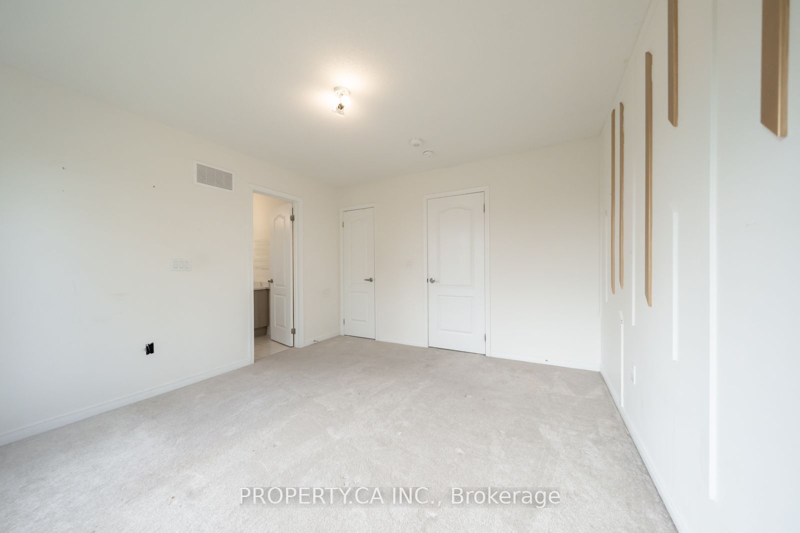 27 Healthcote Lane Property Photo 23