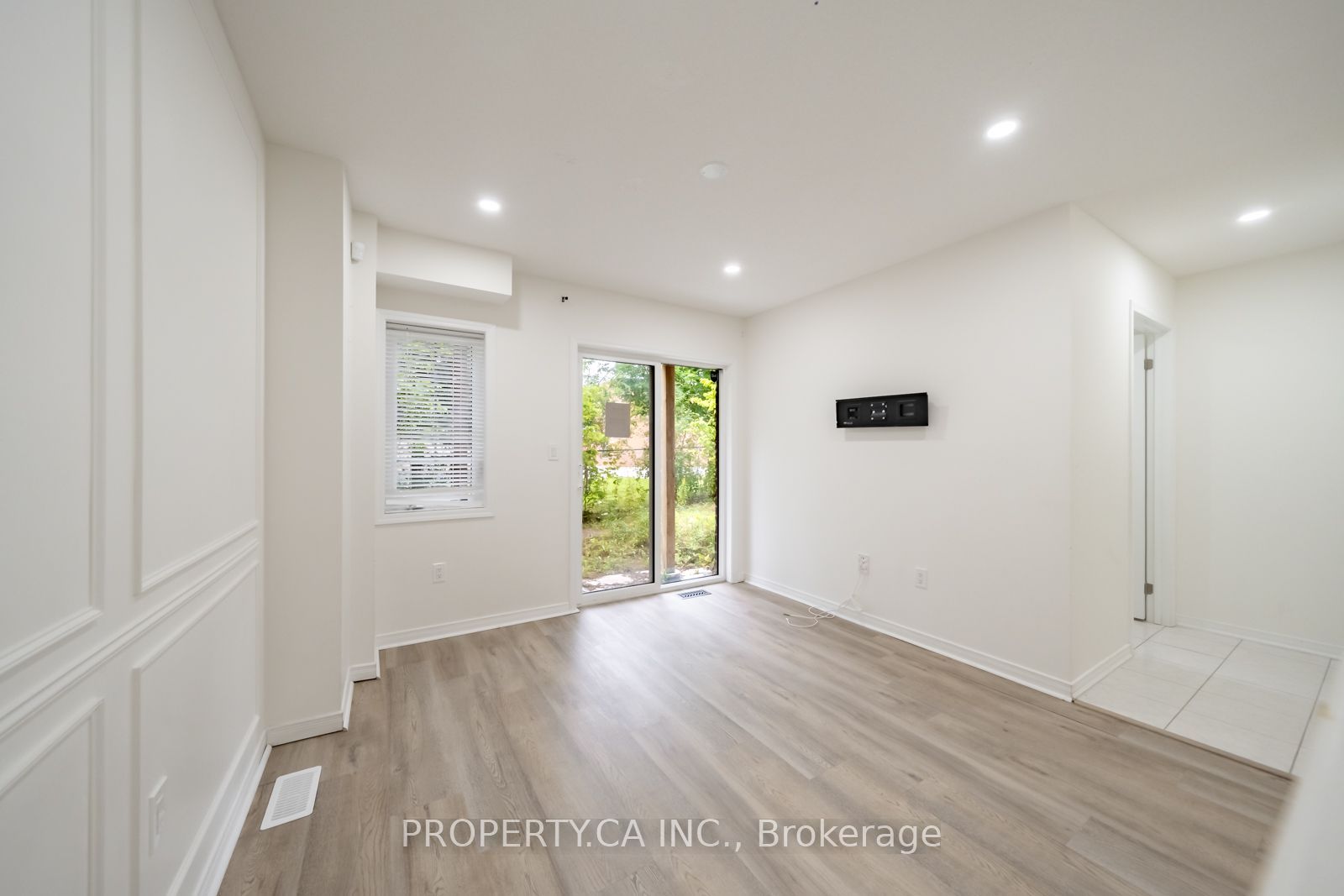 27 Healthcote Lane Property Photo 30