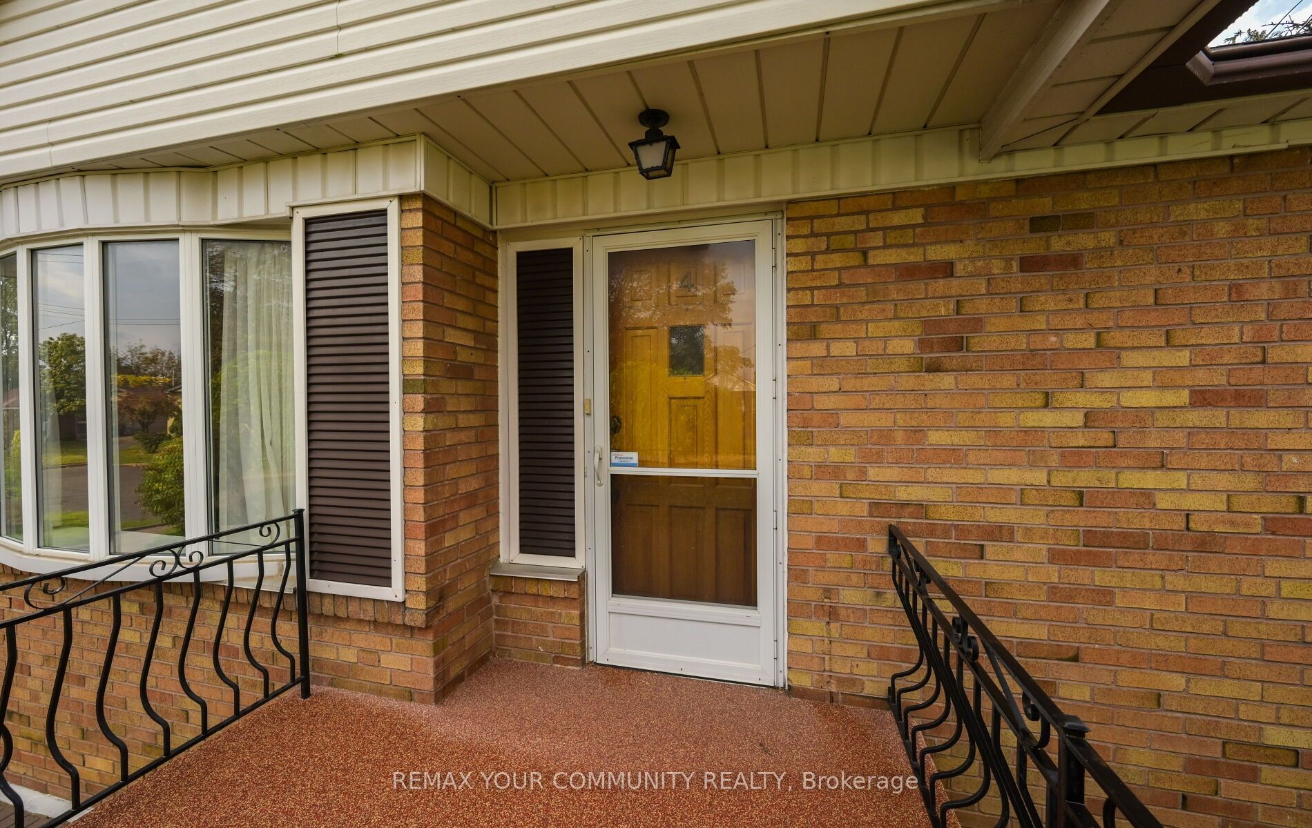 4 Hughes Place Property Photo 5
