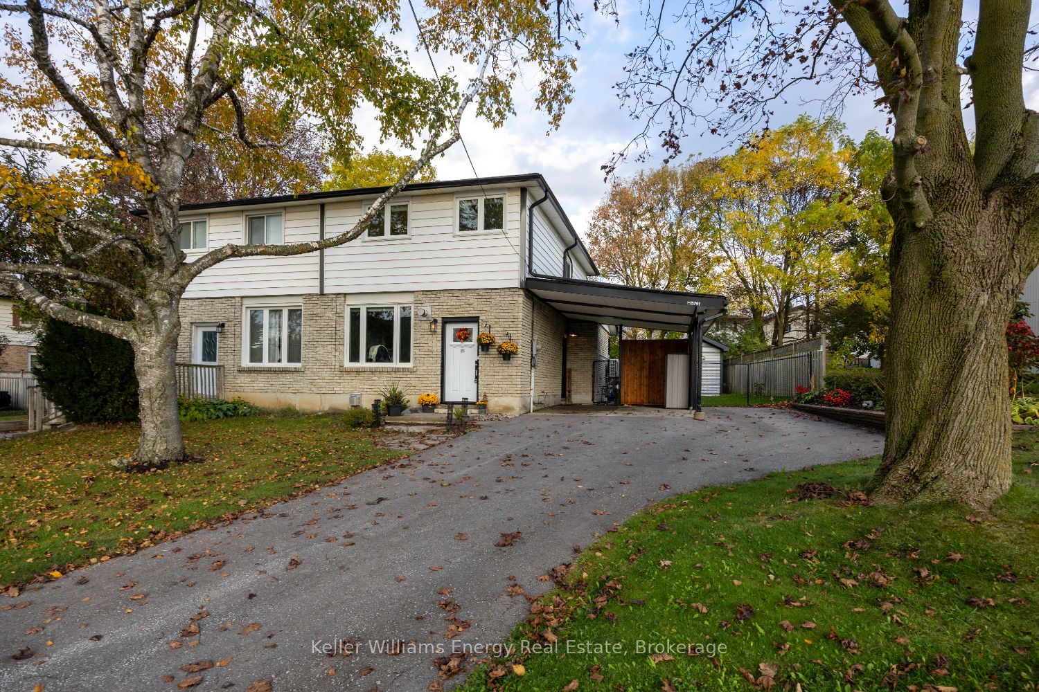 15791 Old Simcoe Road Property Photo 1