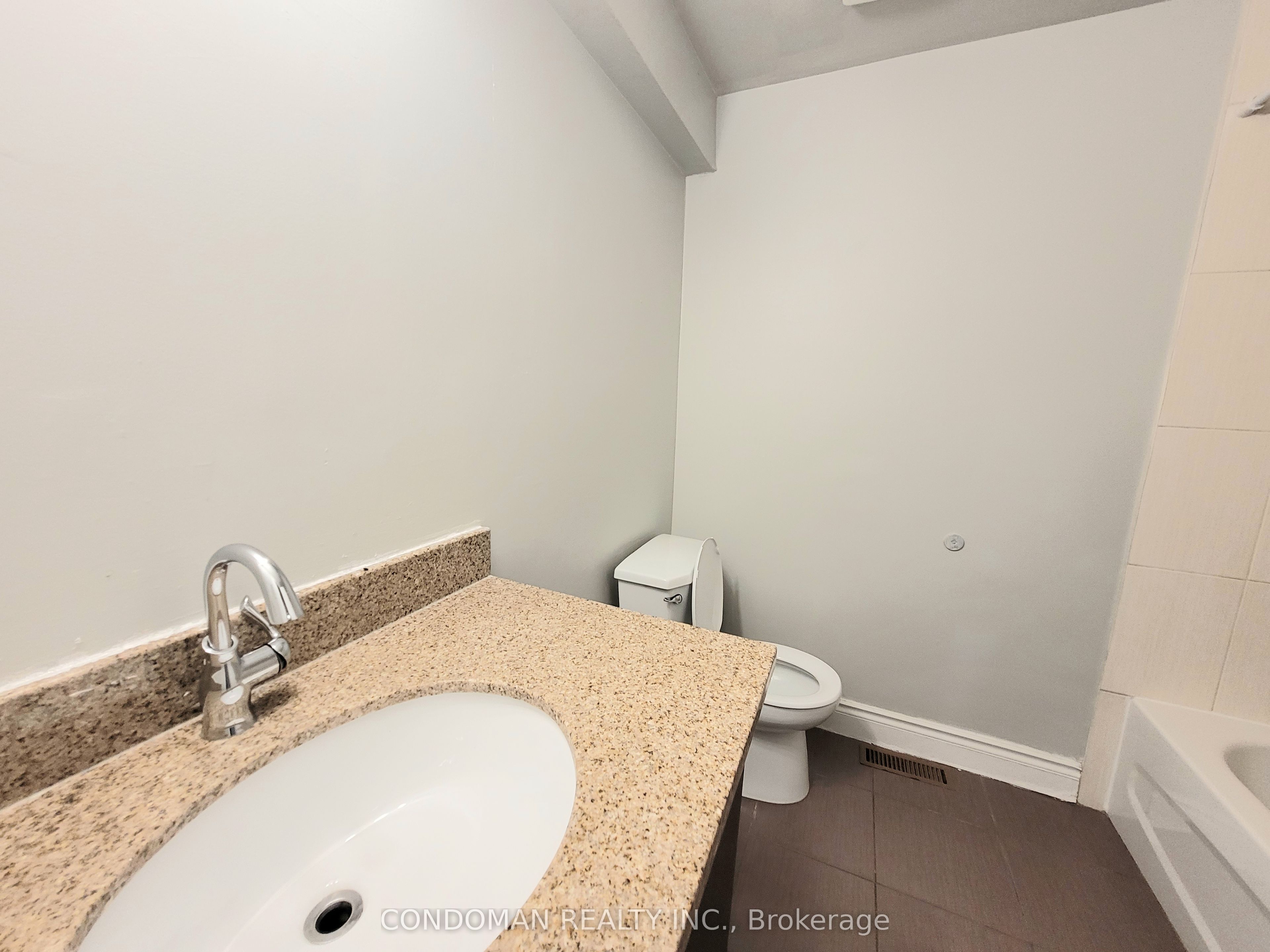 477 Dean Avenue 29 Property Photo 10