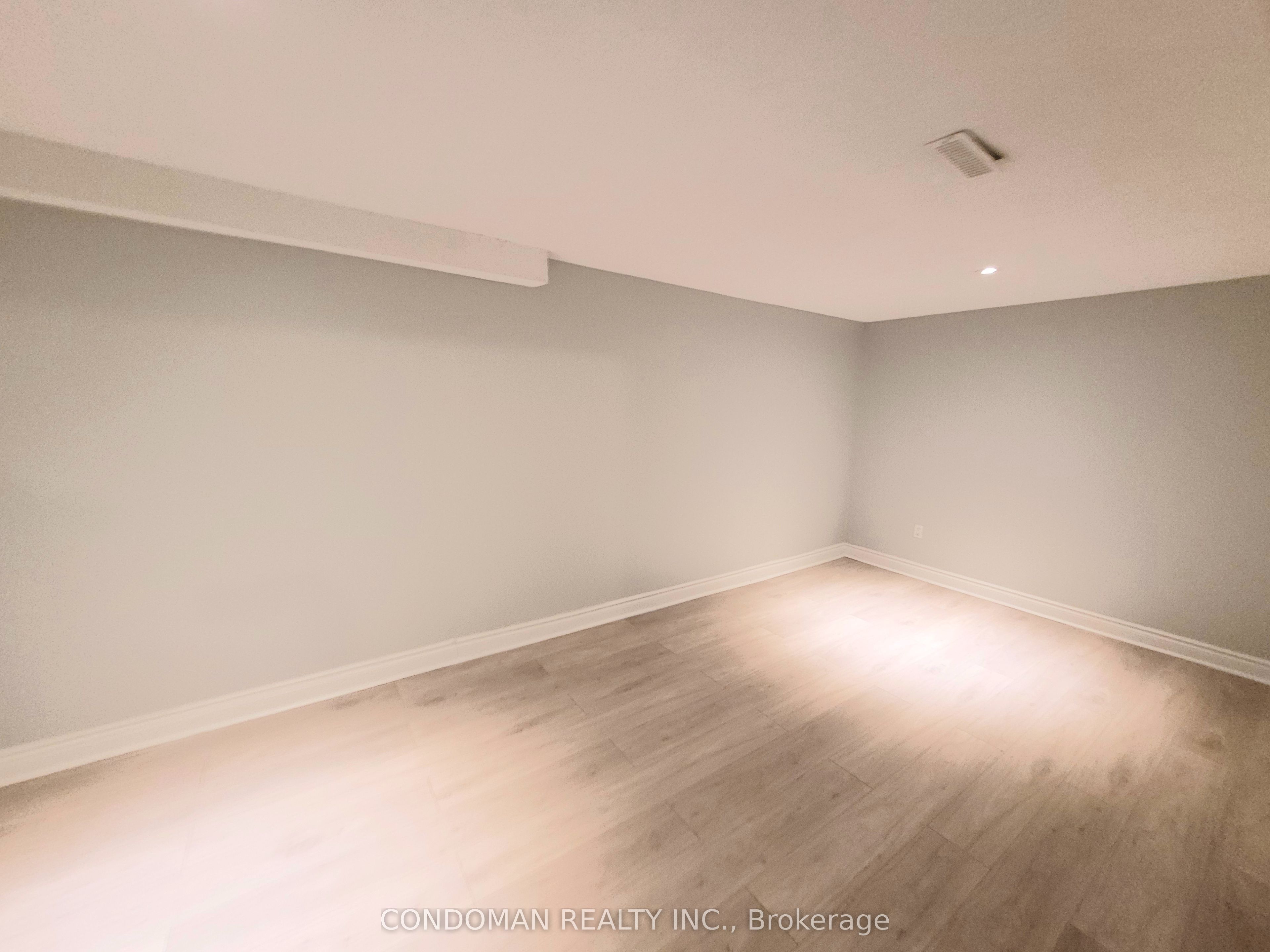 477 Dean Avenue 29 Property Photo 12