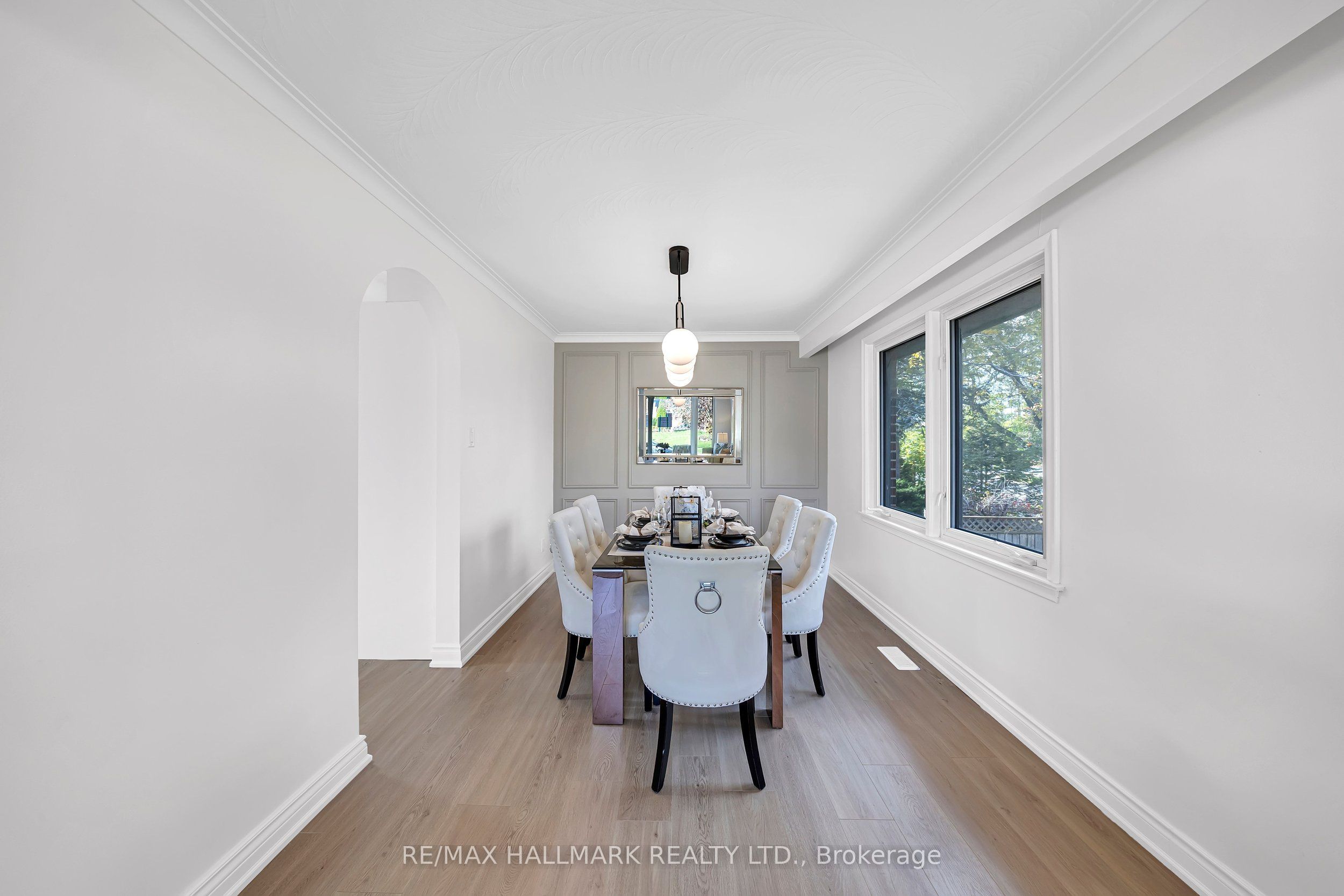 104 Benshire Drive Property Photo 9