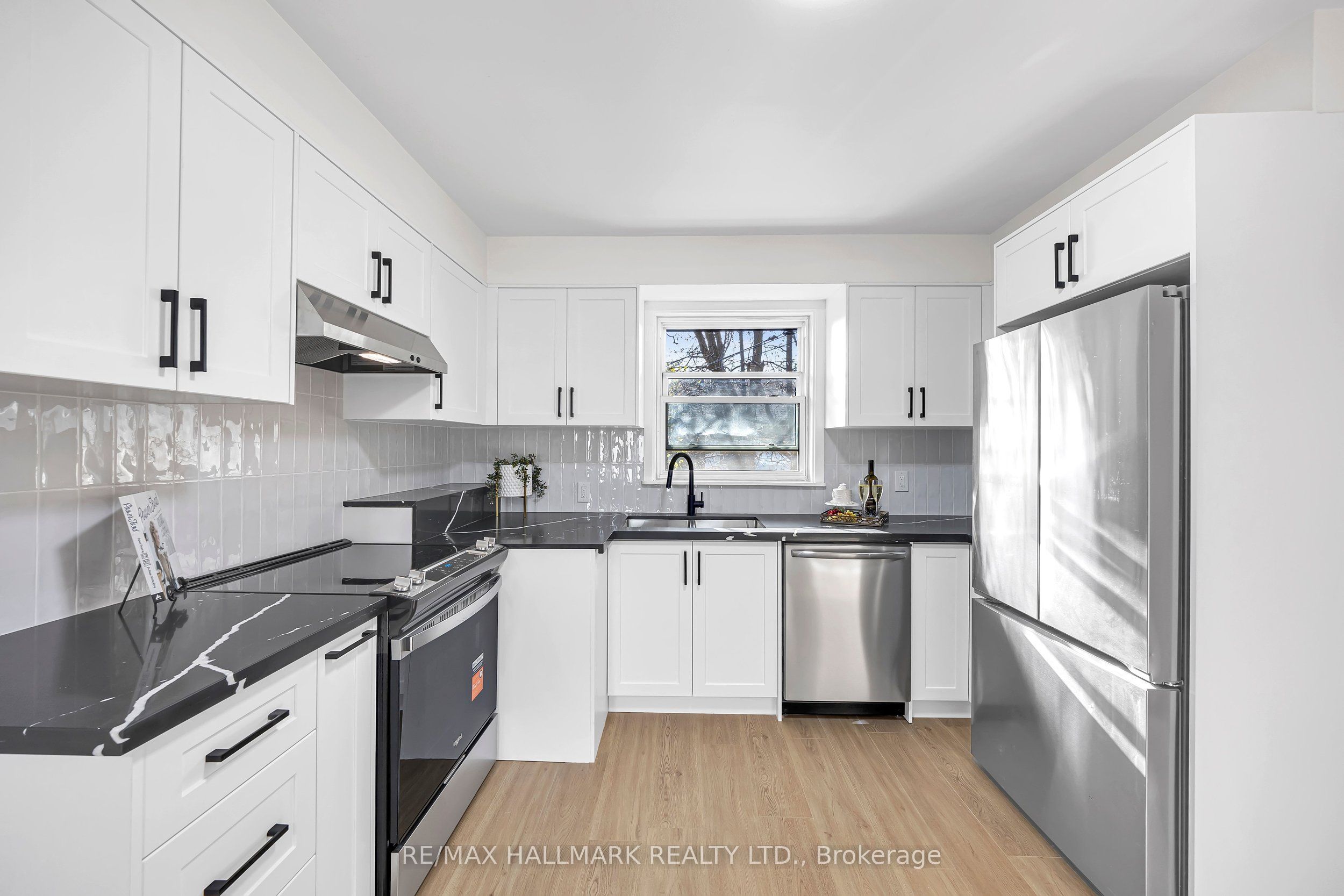 104 Benshire Drive Property Photo 13