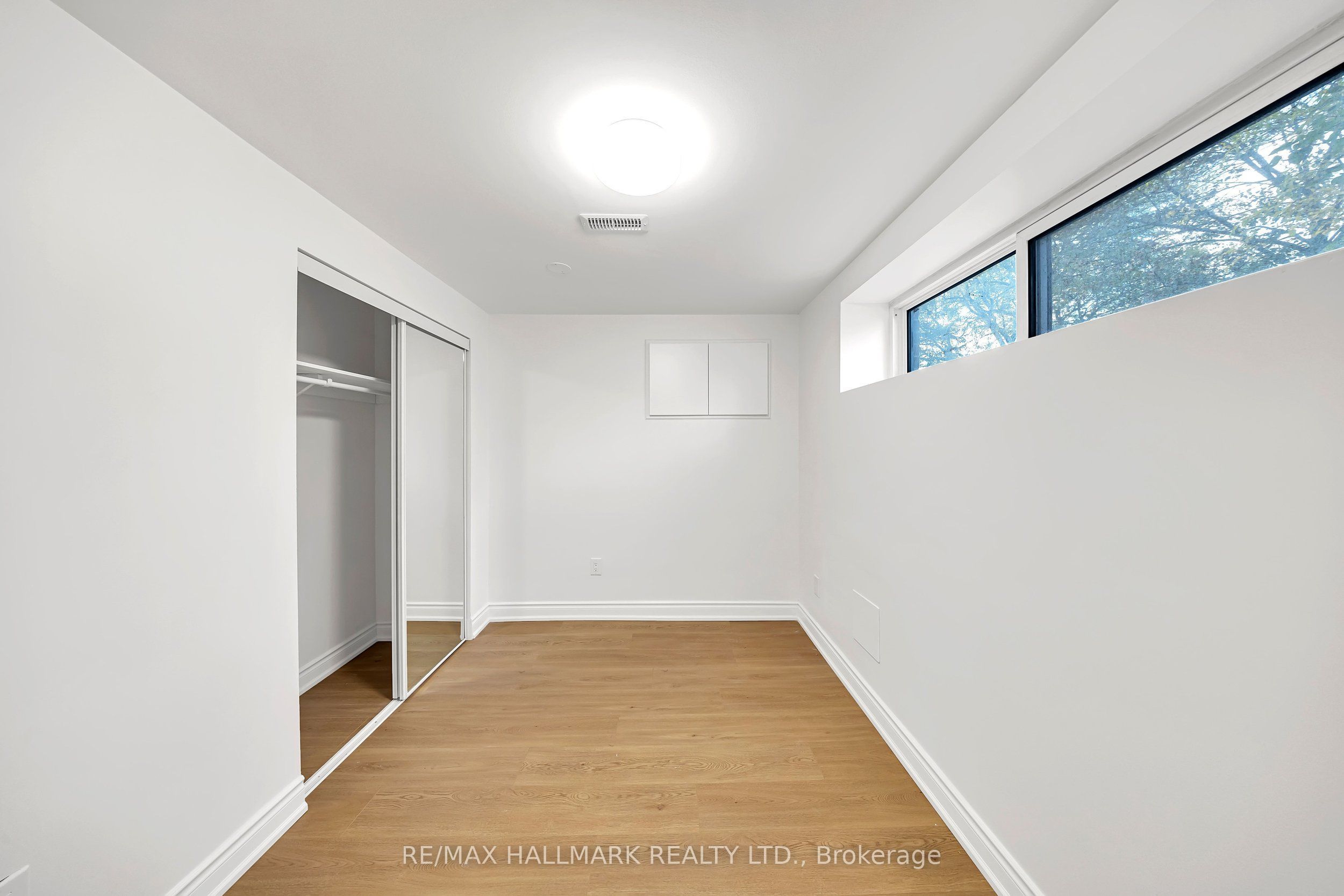 104 Benshire Drive Property Photo 32