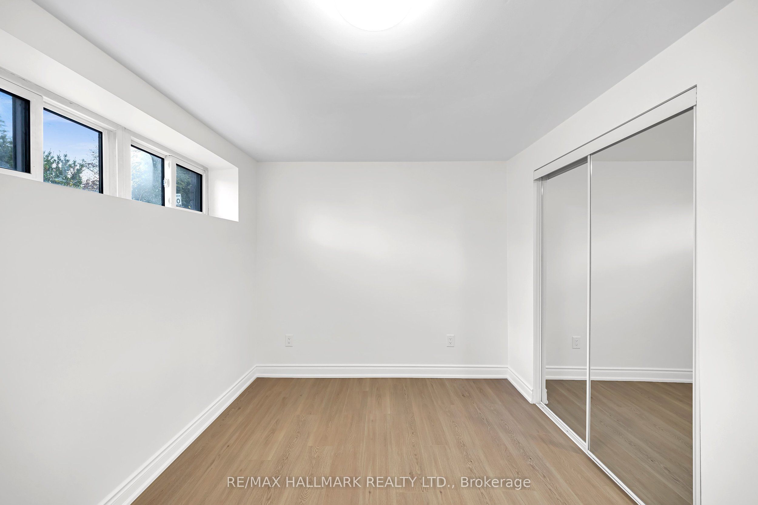 104 Benshire Drive Property Photo 35