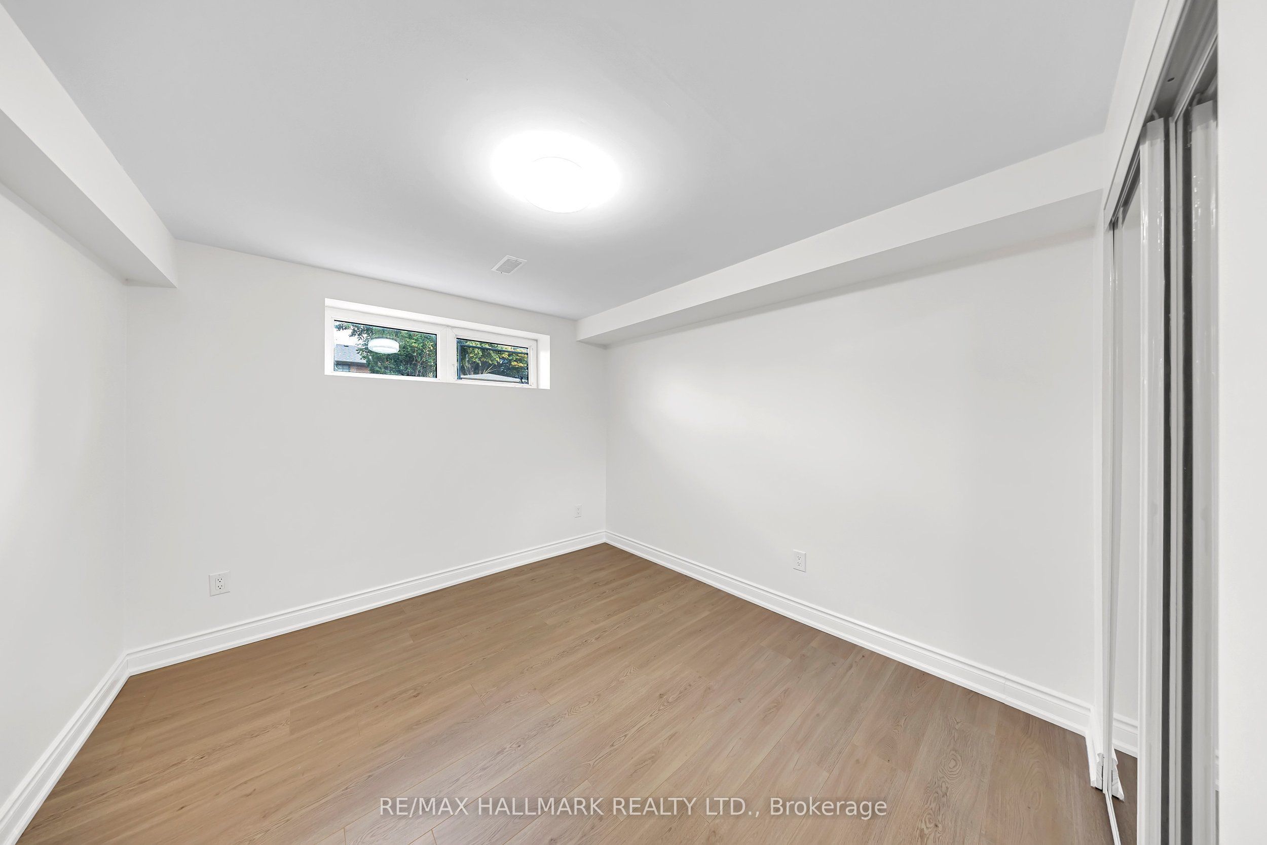 104 Benshire Drive Property Photo 36