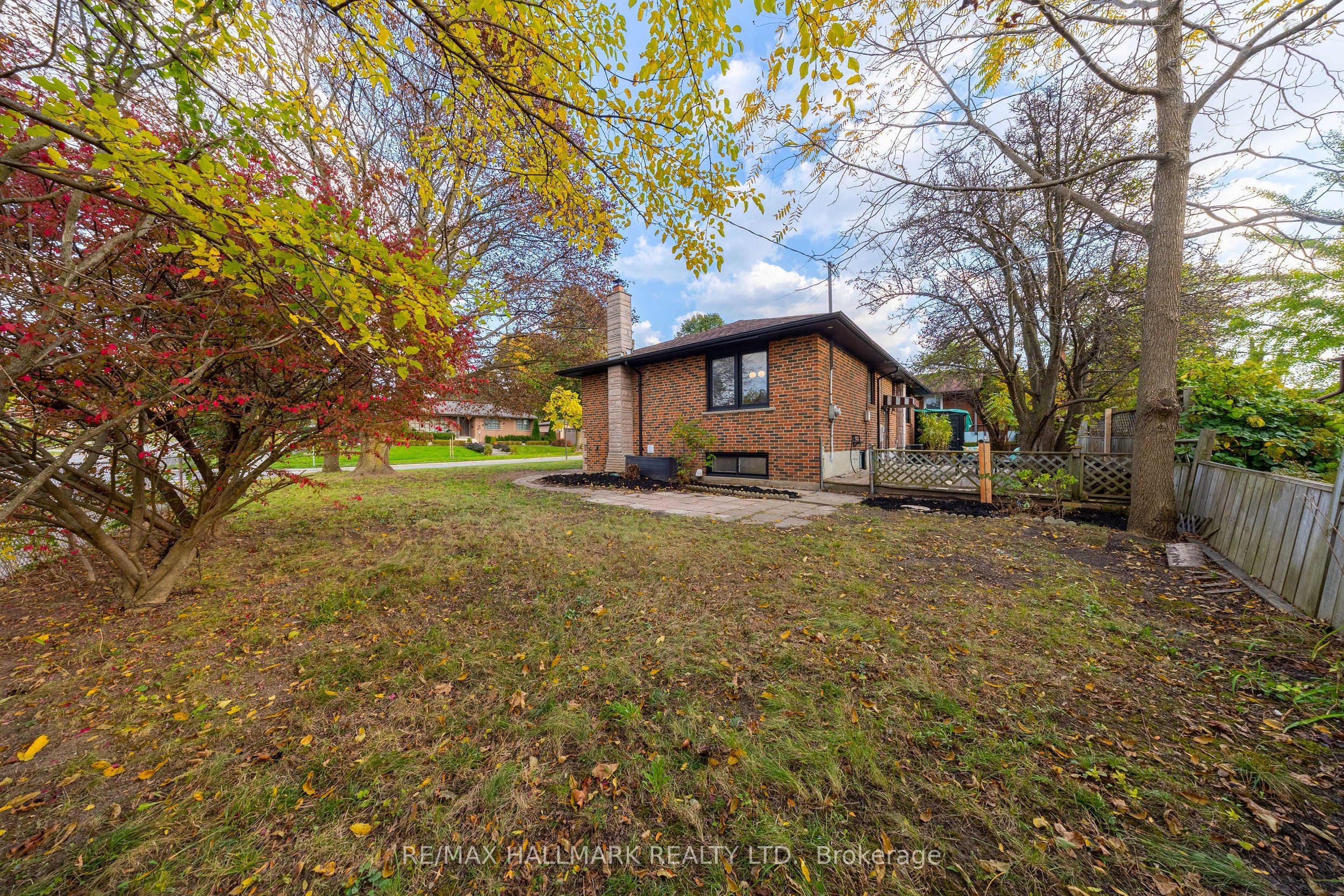 104 Benshire Drive Property Photo 39