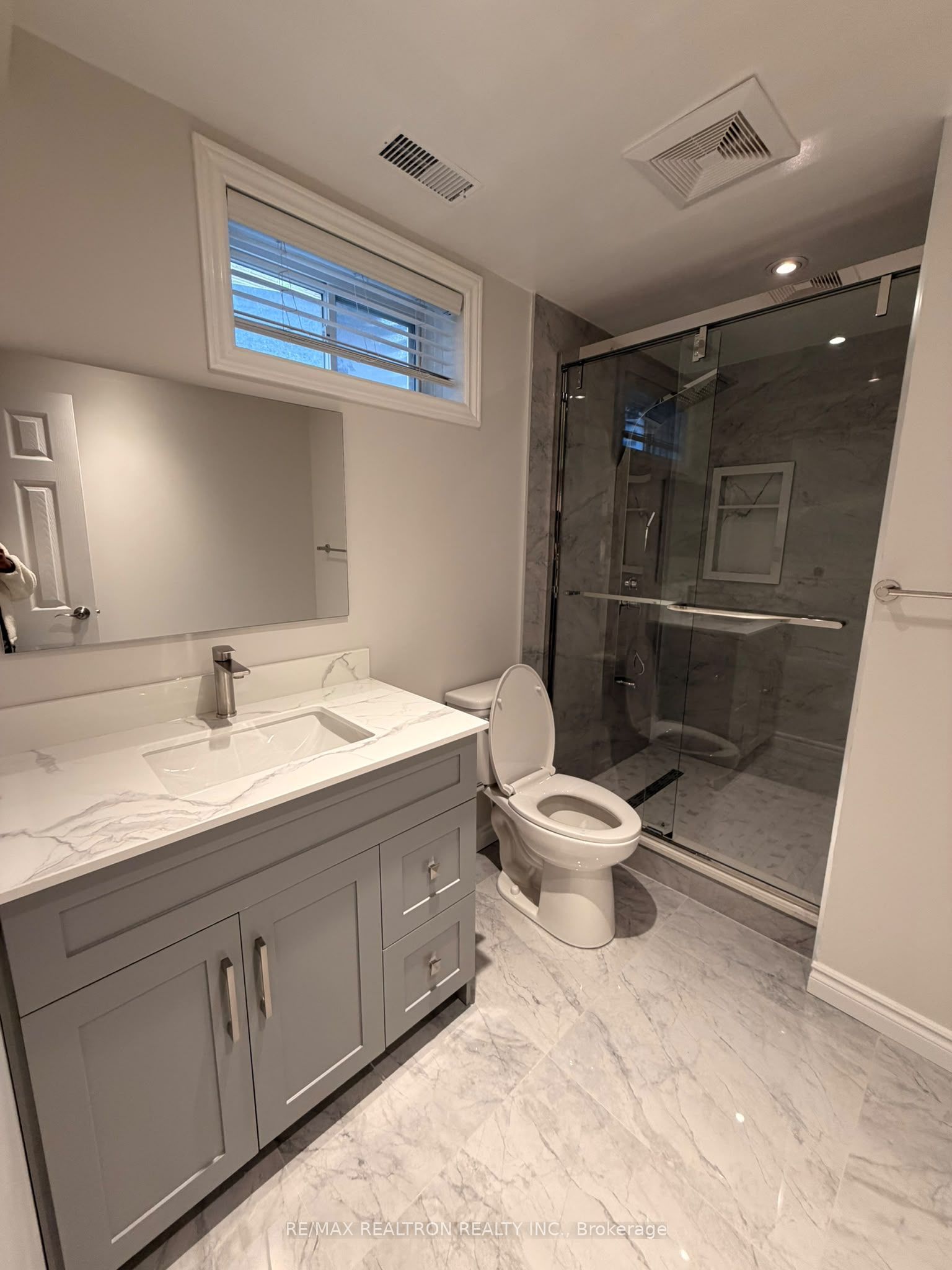 105 Chatfield Drive Property Photo 10