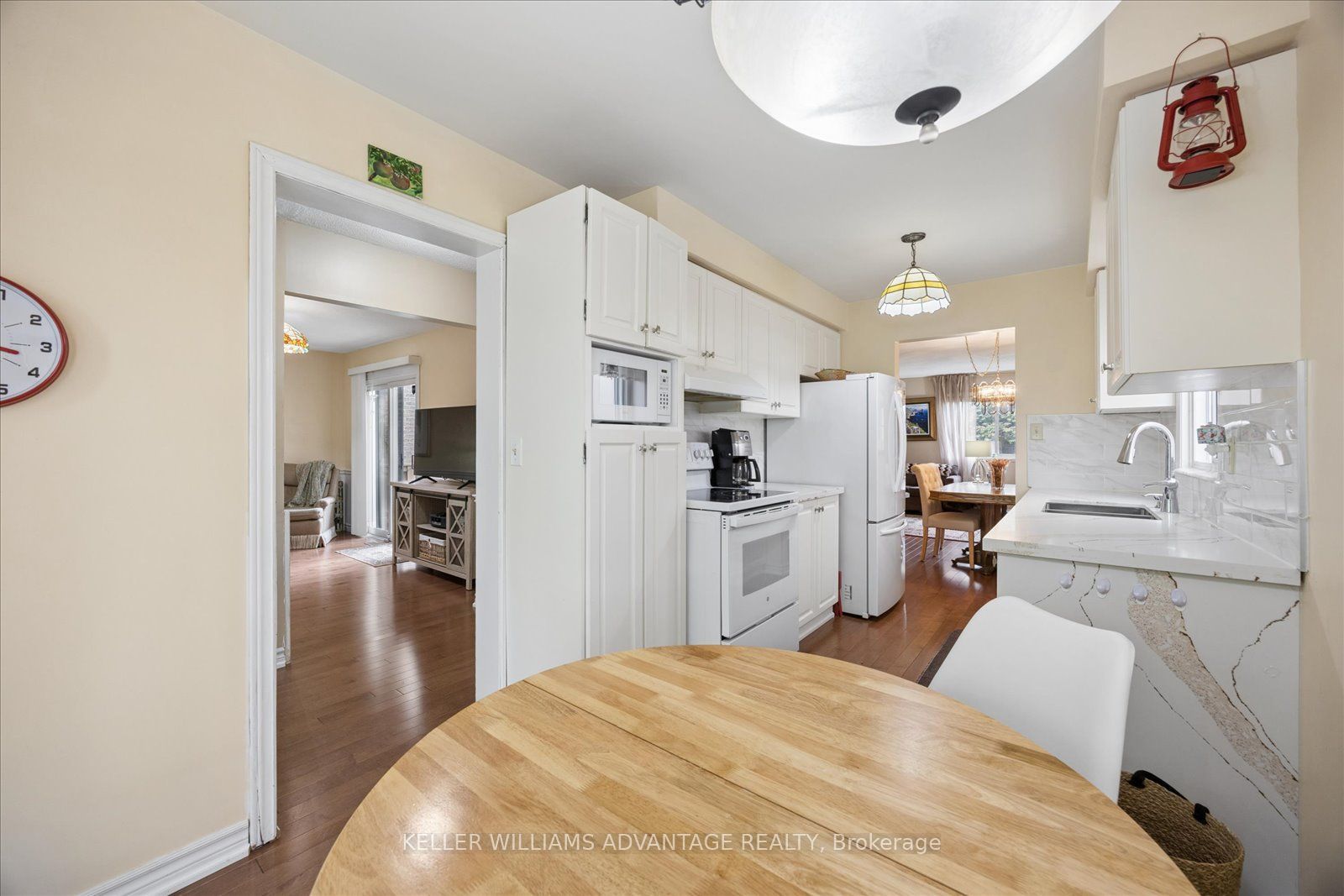120 Winter Gardens Trail Property Photo 8