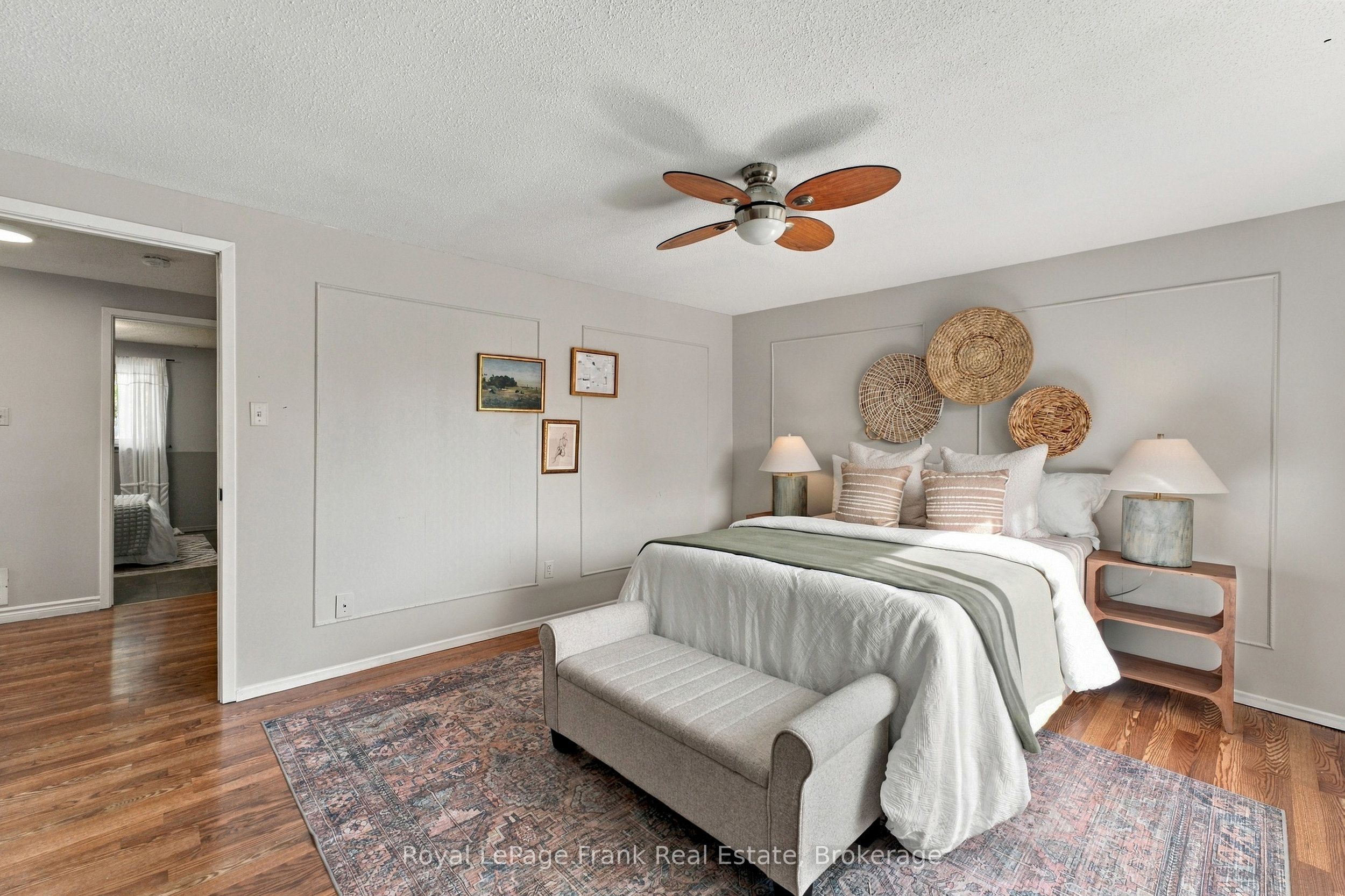 694 Hillcroft Street Property Photo 15