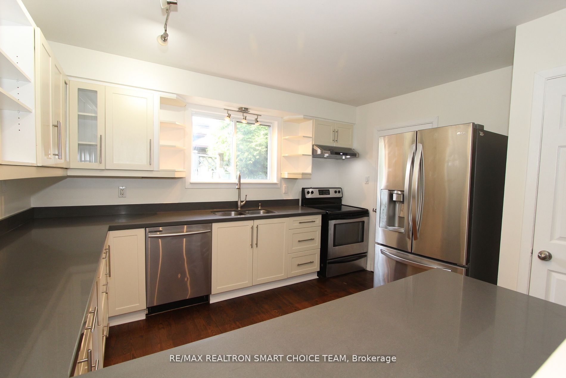 45 Bryant Road Main Property Photo 6