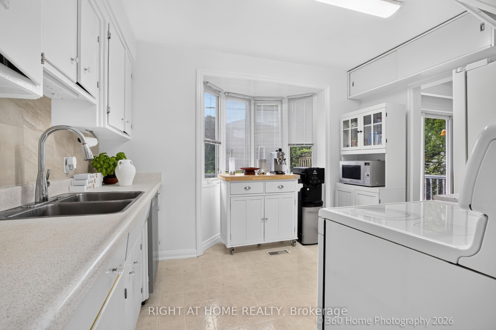 100 Perivale Crescent Property Photo 19