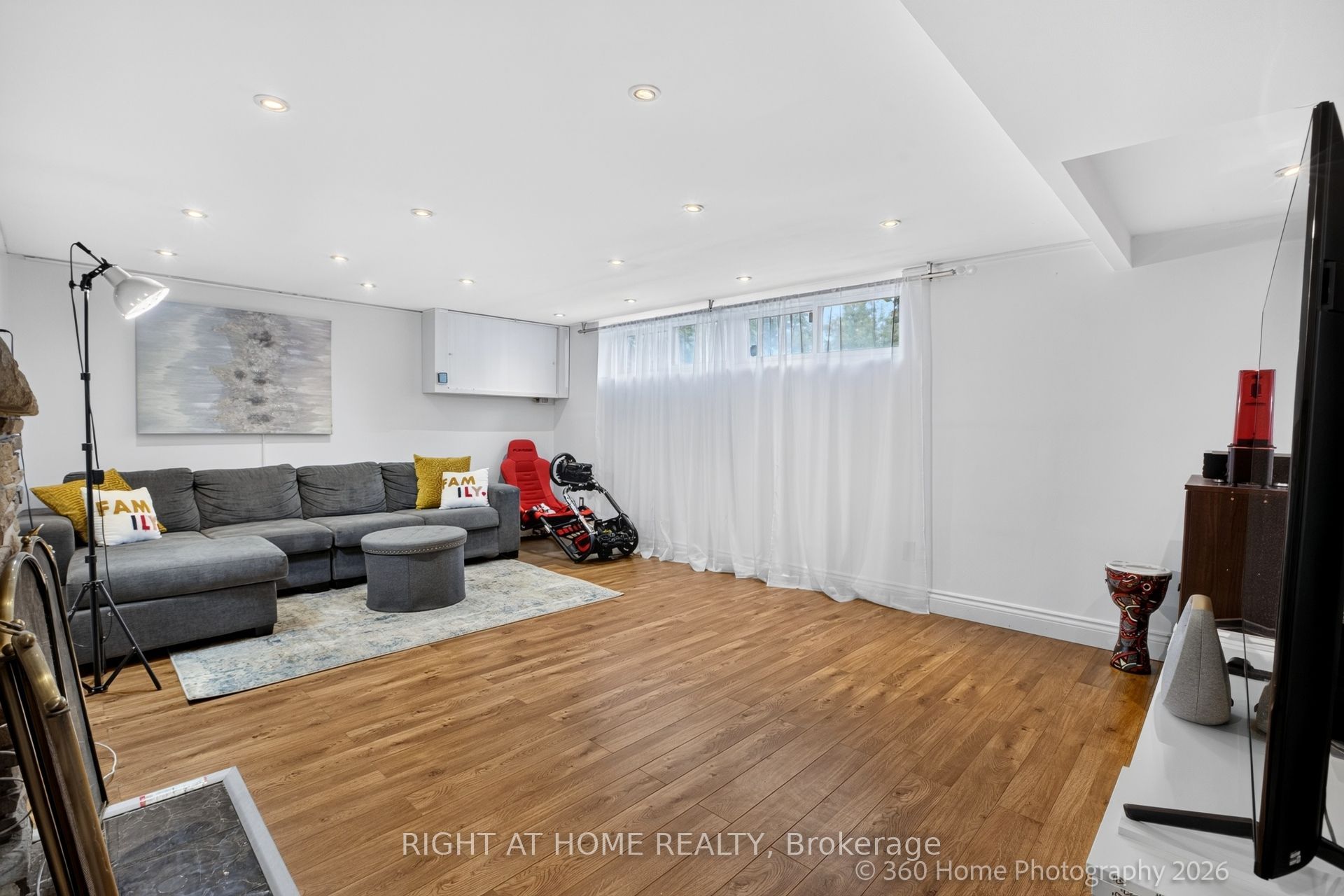 100 Perivale Crescent Property Photo 36