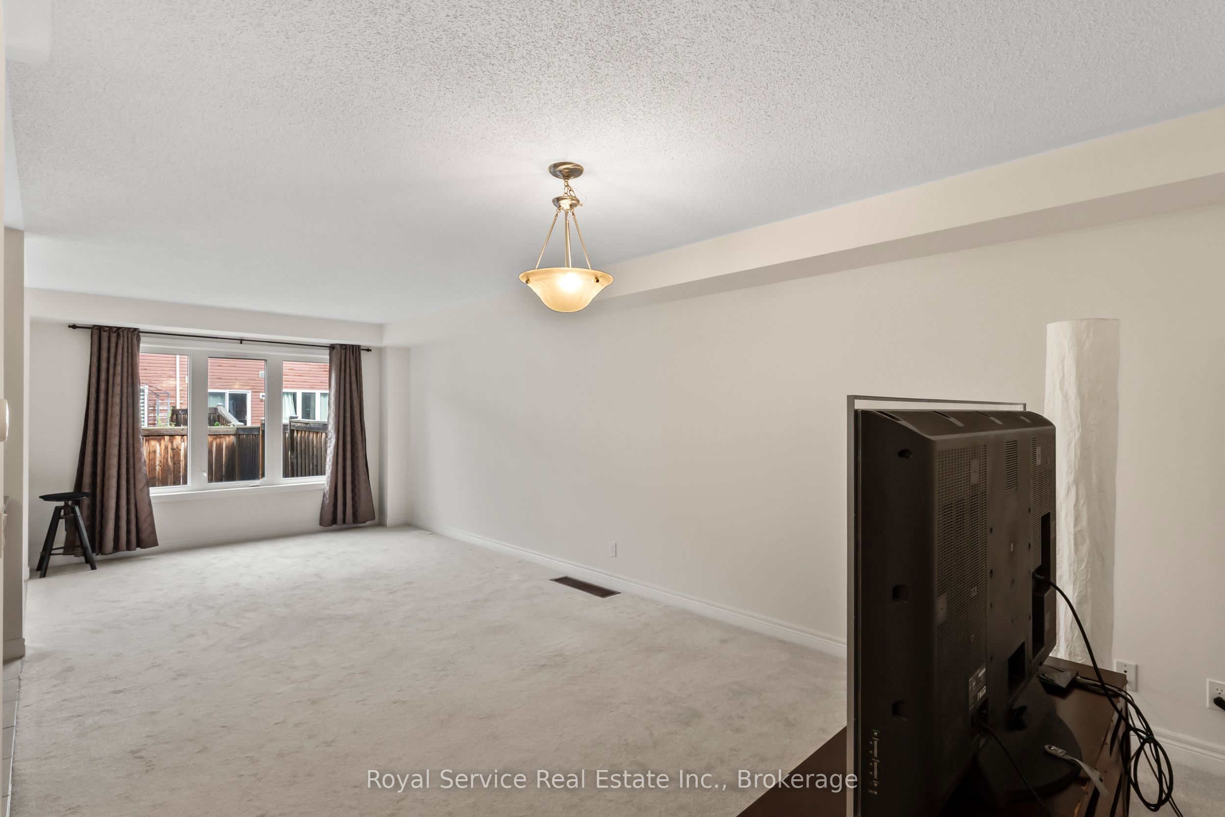 23 Tabaret Crescent Property Photo 16