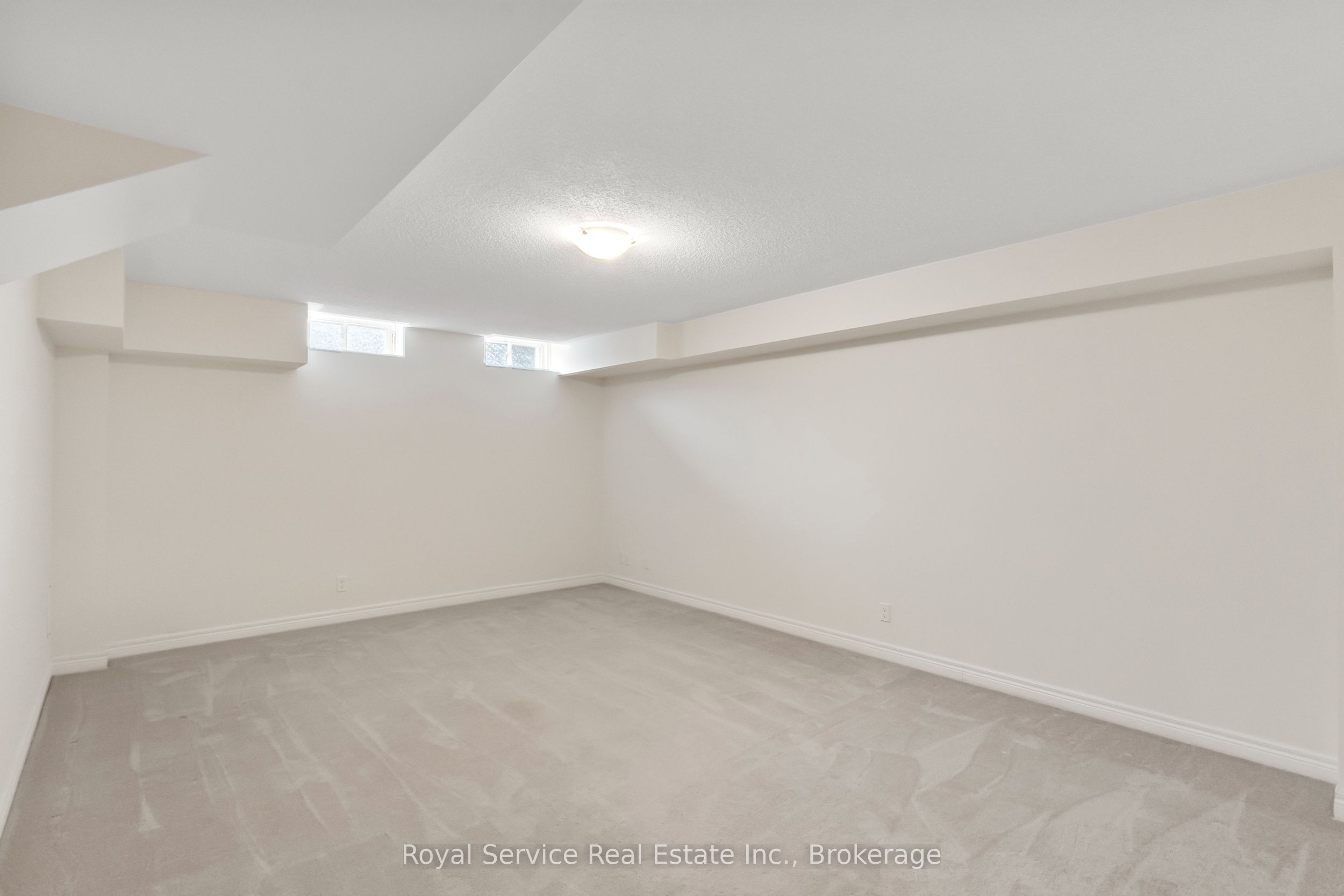 23 Tabaret Crescent Property Photo 34