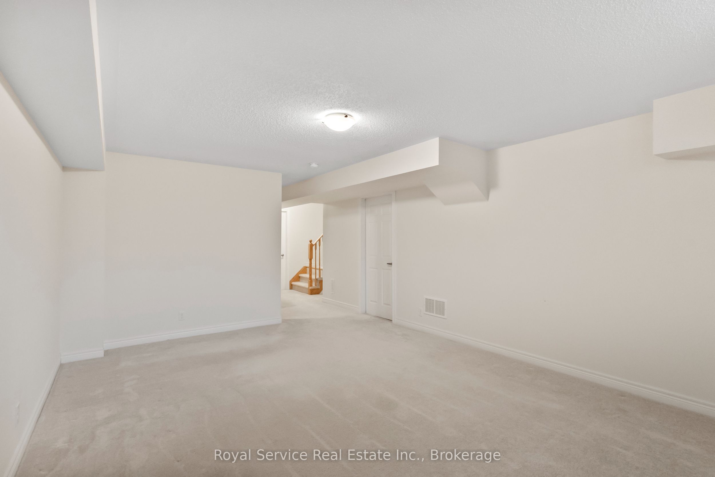 23 Tabaret Crescent Property Photo 35