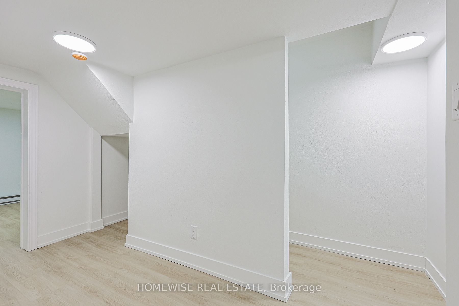 100 Liberty Street N 7a Property Photo 21