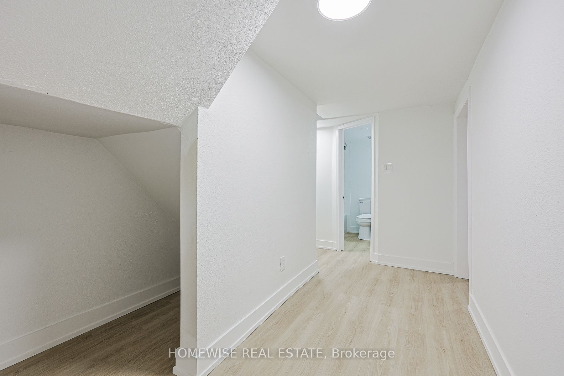 100 Liberty Street N 7a Property Photo 22