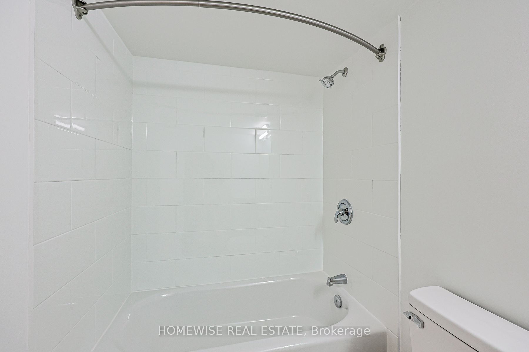 100 Liberty Street N 7a Property Photo 24