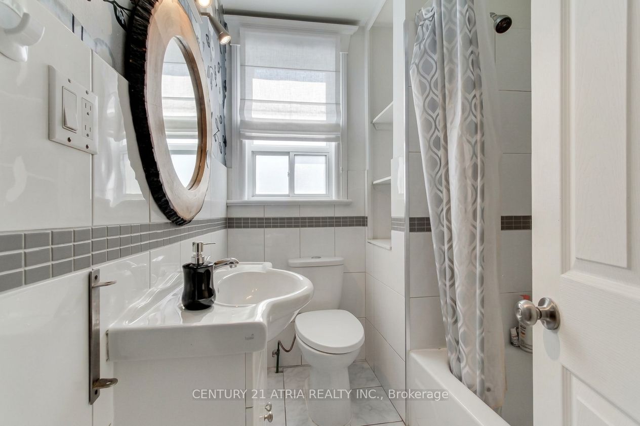 43 Torrens Avenue Property Photo 23