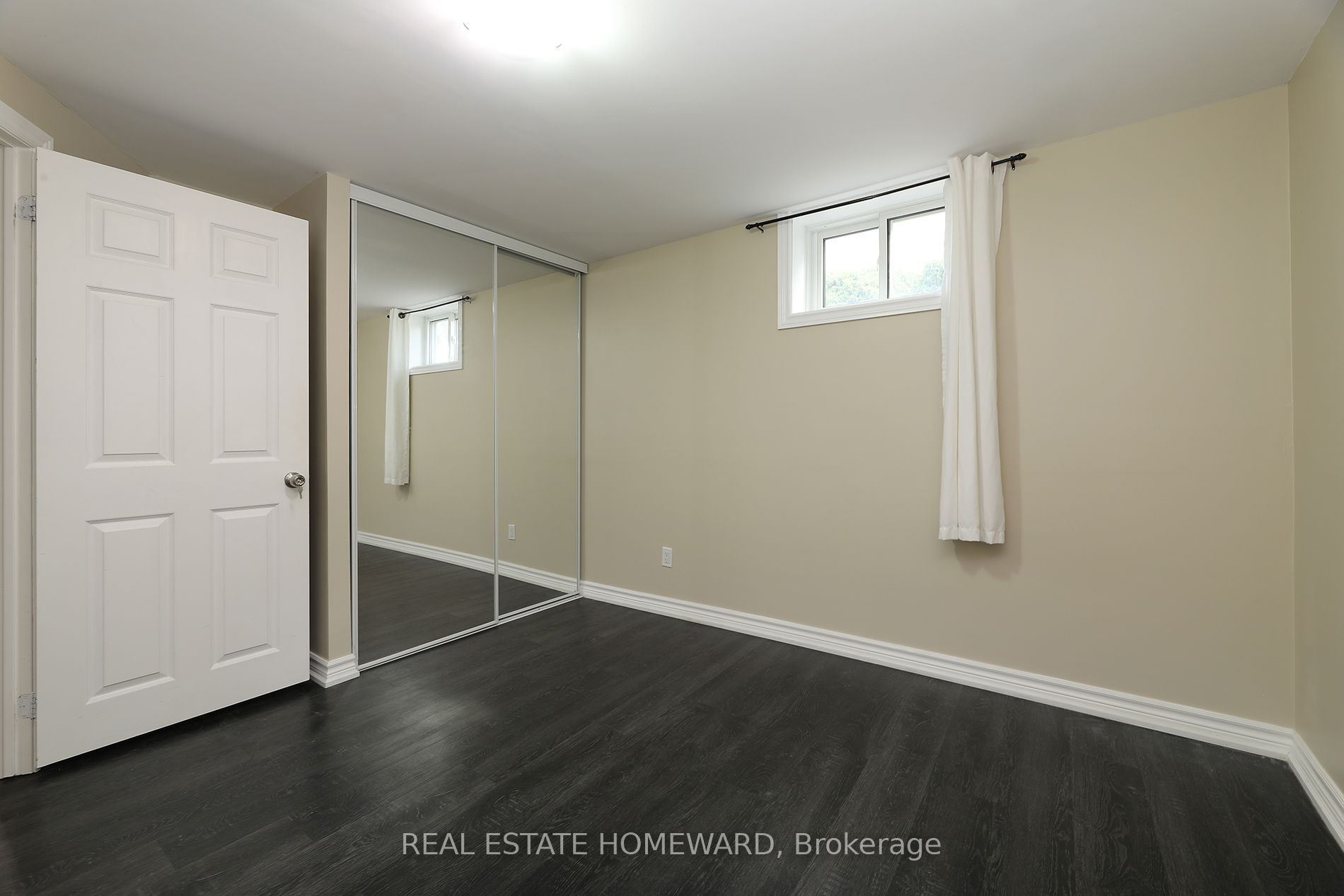 36 Kim Court Lower Property Photo 14