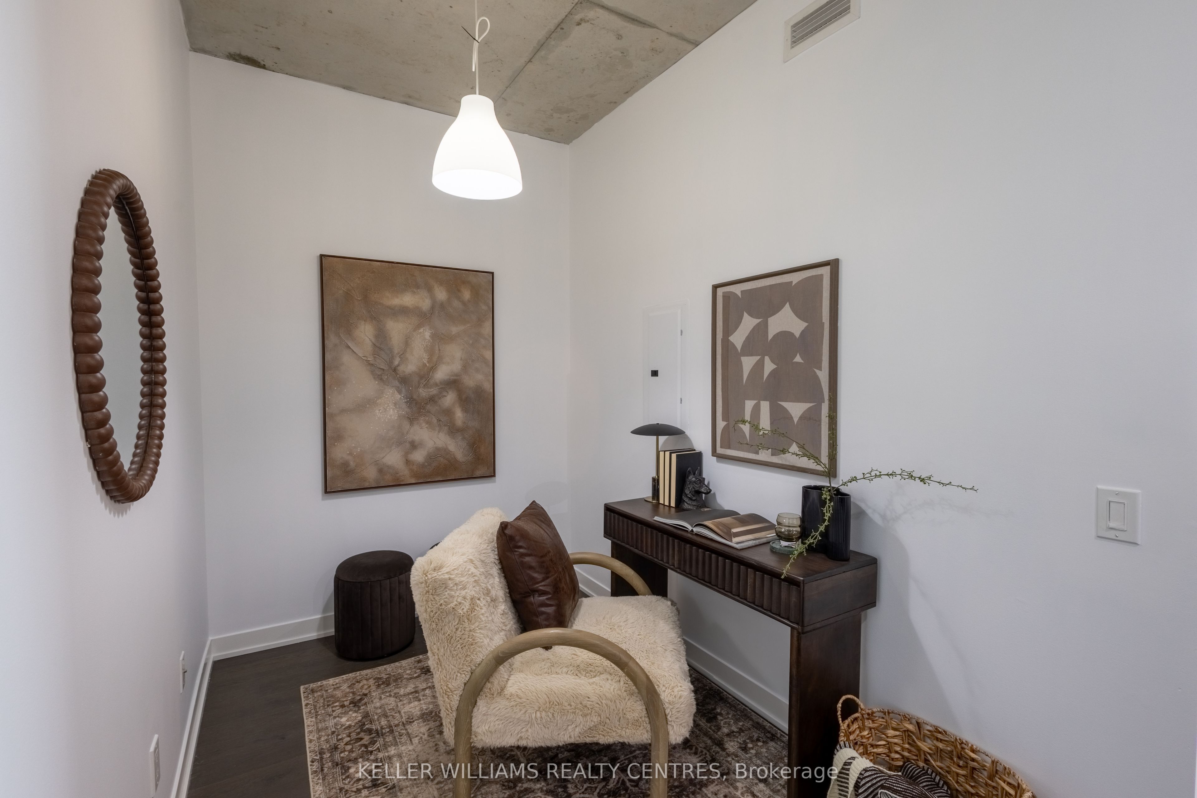 1201 Dundas Street E 806 Property Photo 7