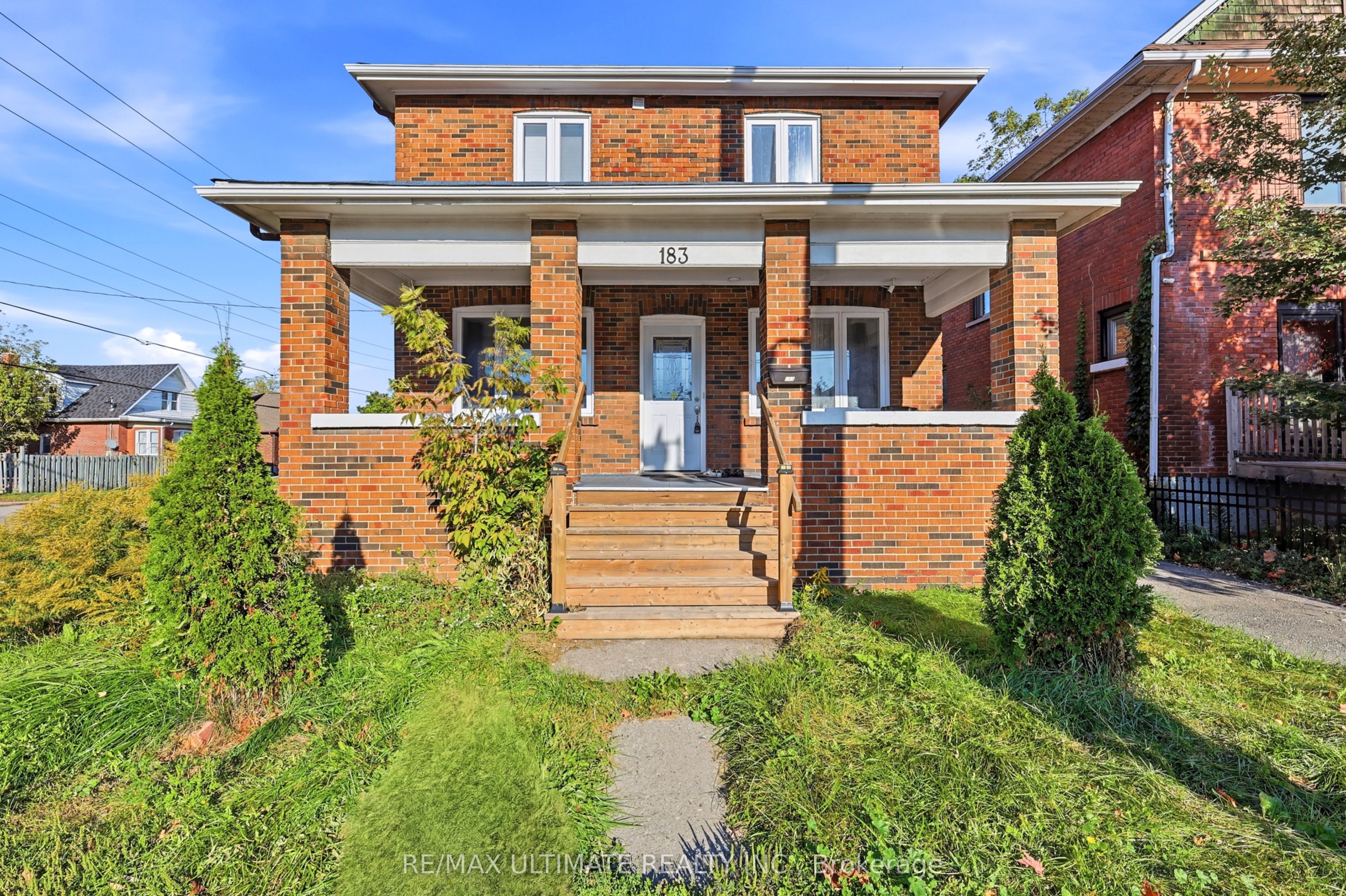 183 Ritson Road S Property Photo 4