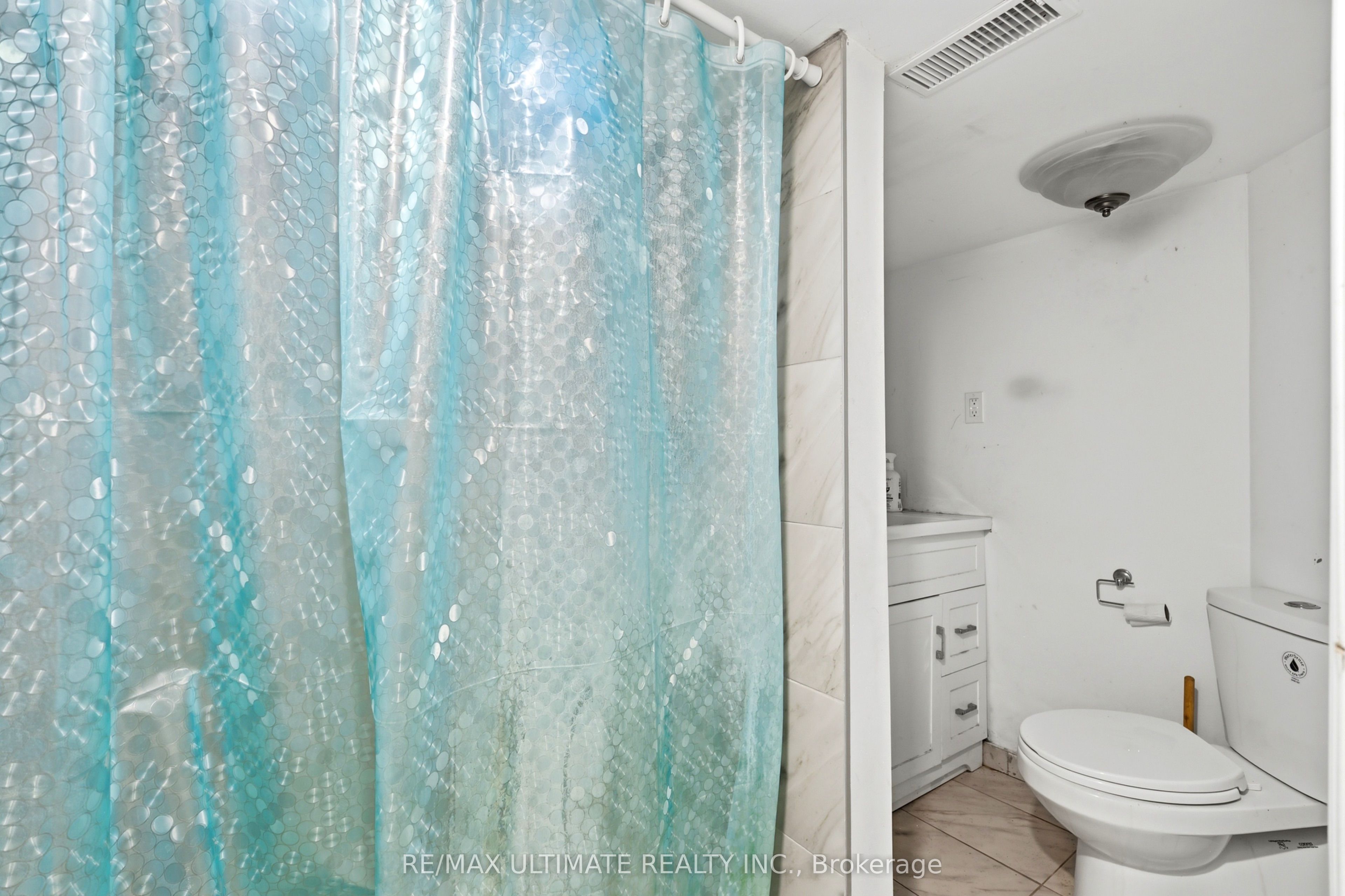 183 Ritson Road S Property Photo 32