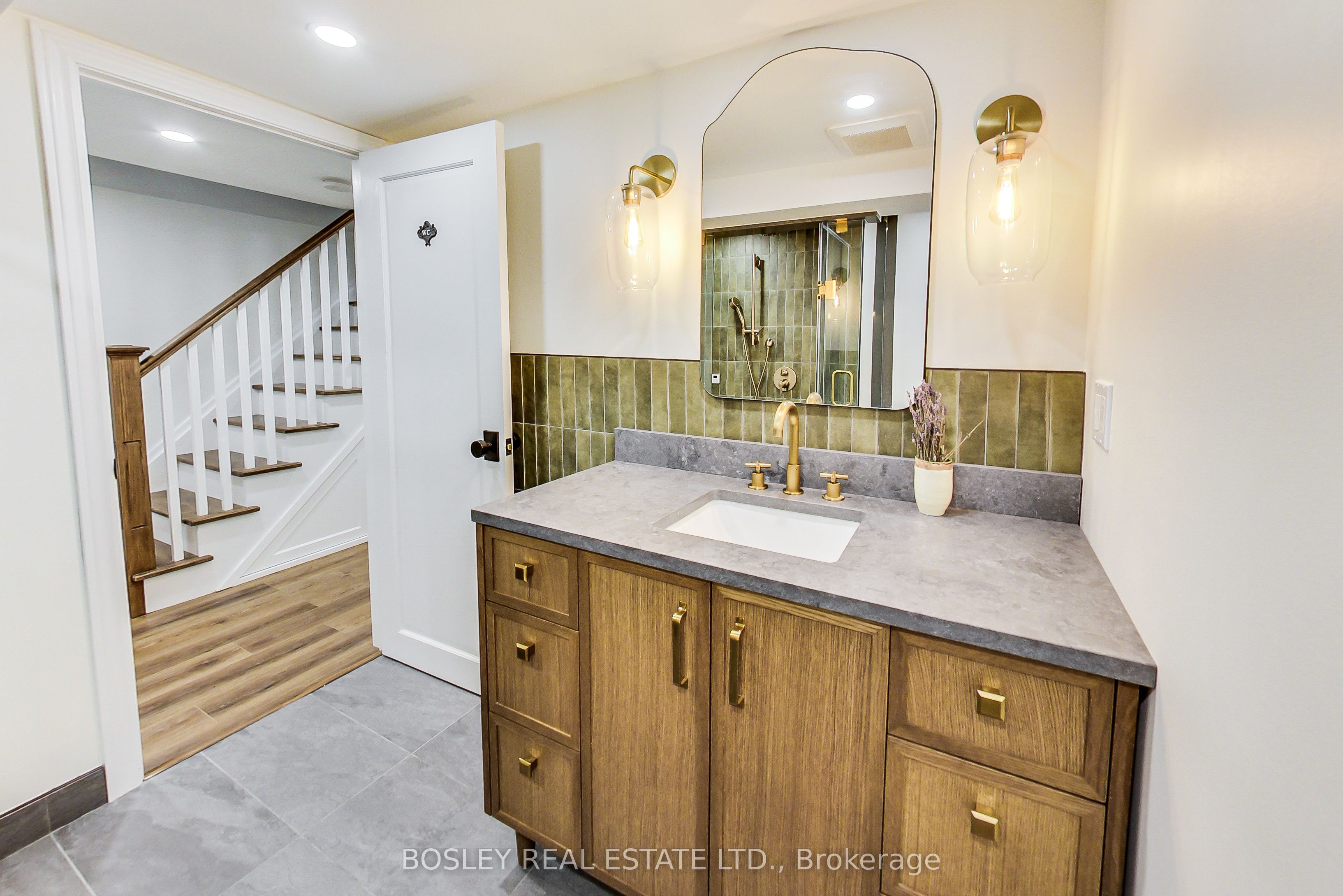 55 Billings Avenue Property Photo 24