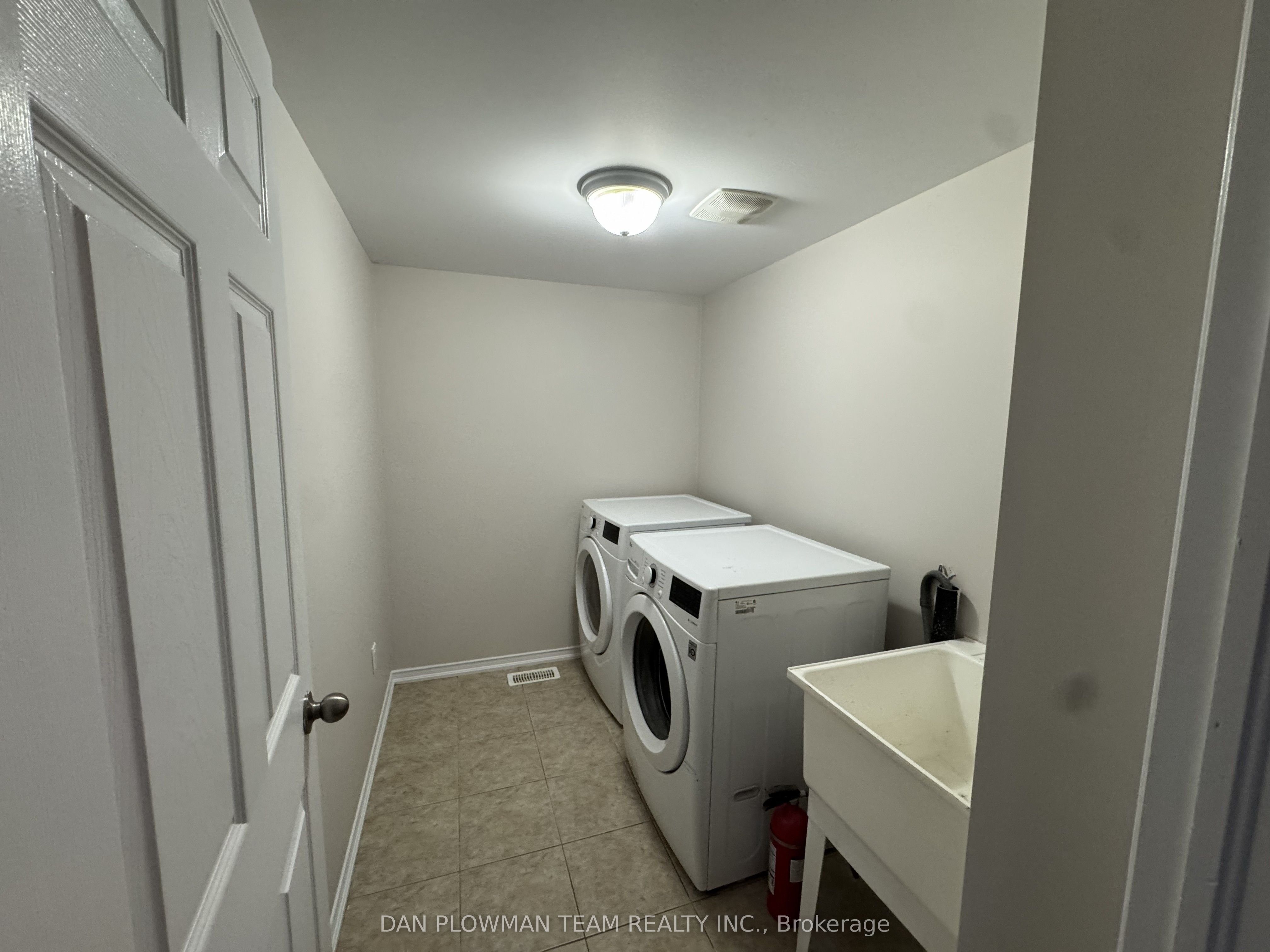 150 Dance Act Avenue Property Photo 18