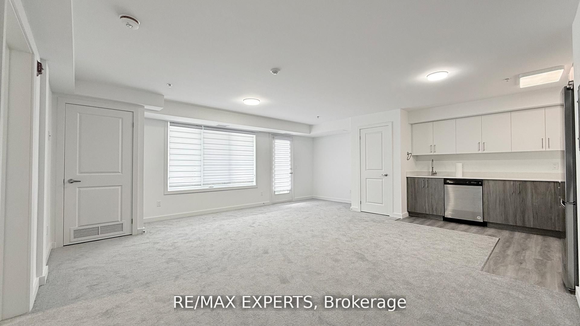 45 Connaught Avenue 302 Property Photo 3