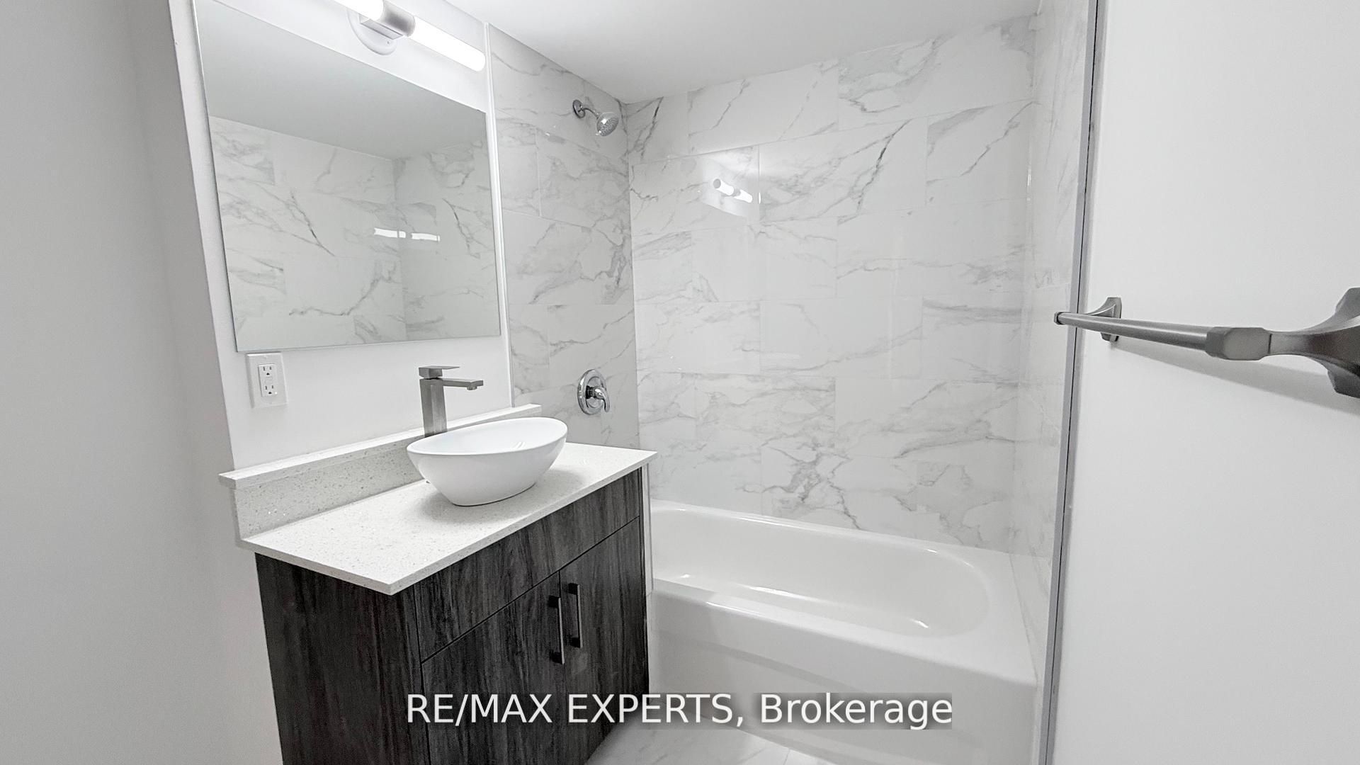 45 Connaught Avenue 302 Property Photo 8