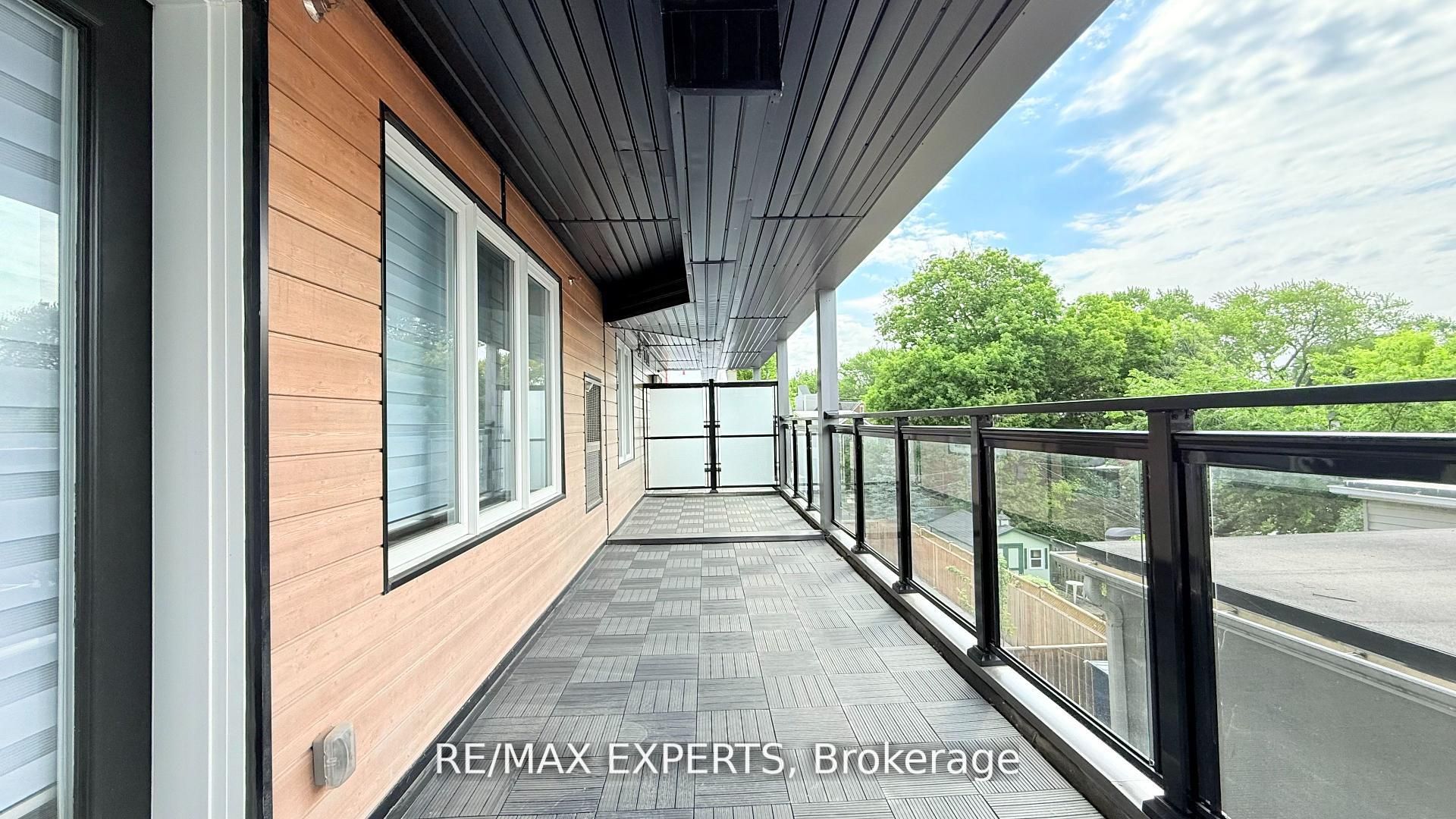 45 Connaught Avenue 302 Property Photo 10